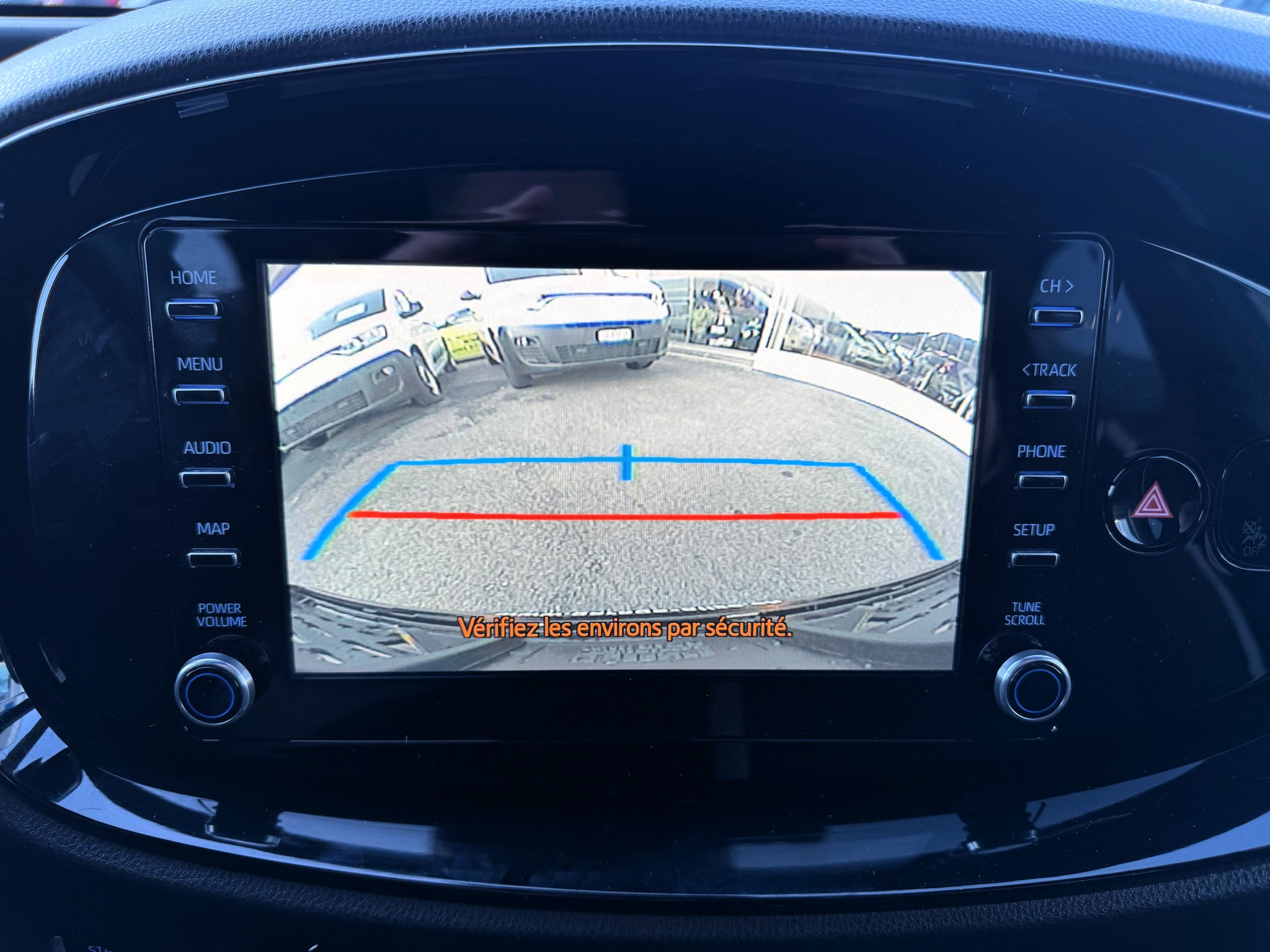 listing desktop thumbnail image 12