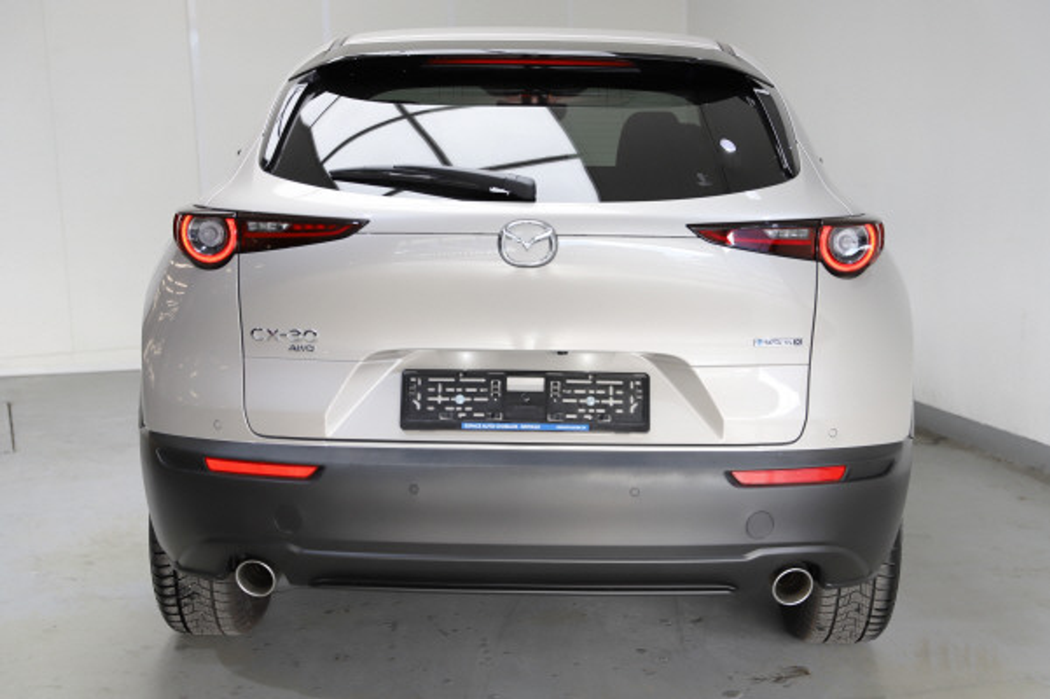 listing desktop thumbnail image 5