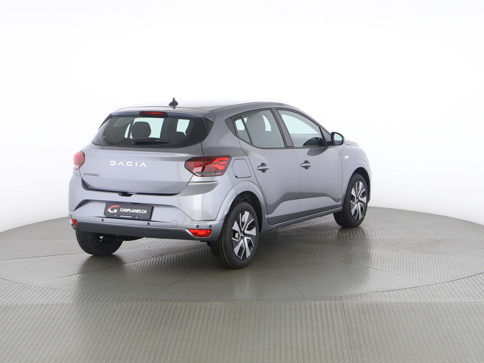 listing desktop thumbnail image 2