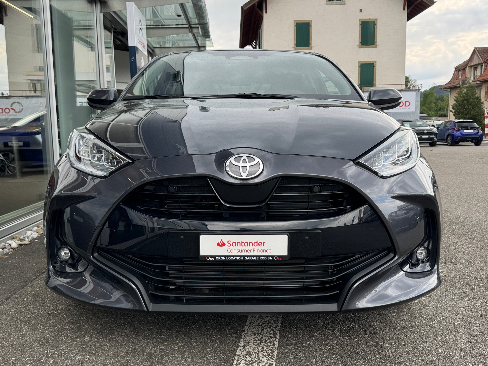 listing desktop thumbnail image 2