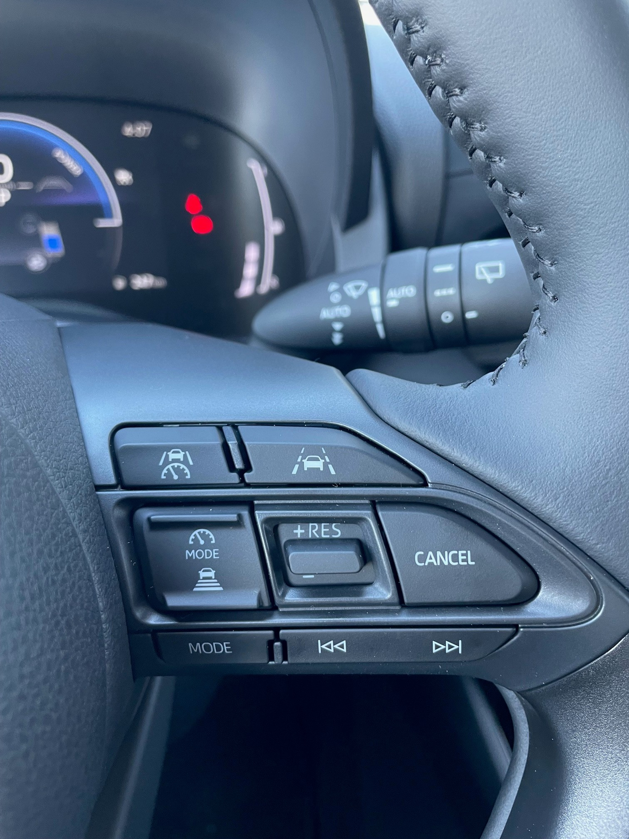 listing desktop thumbnail image 15