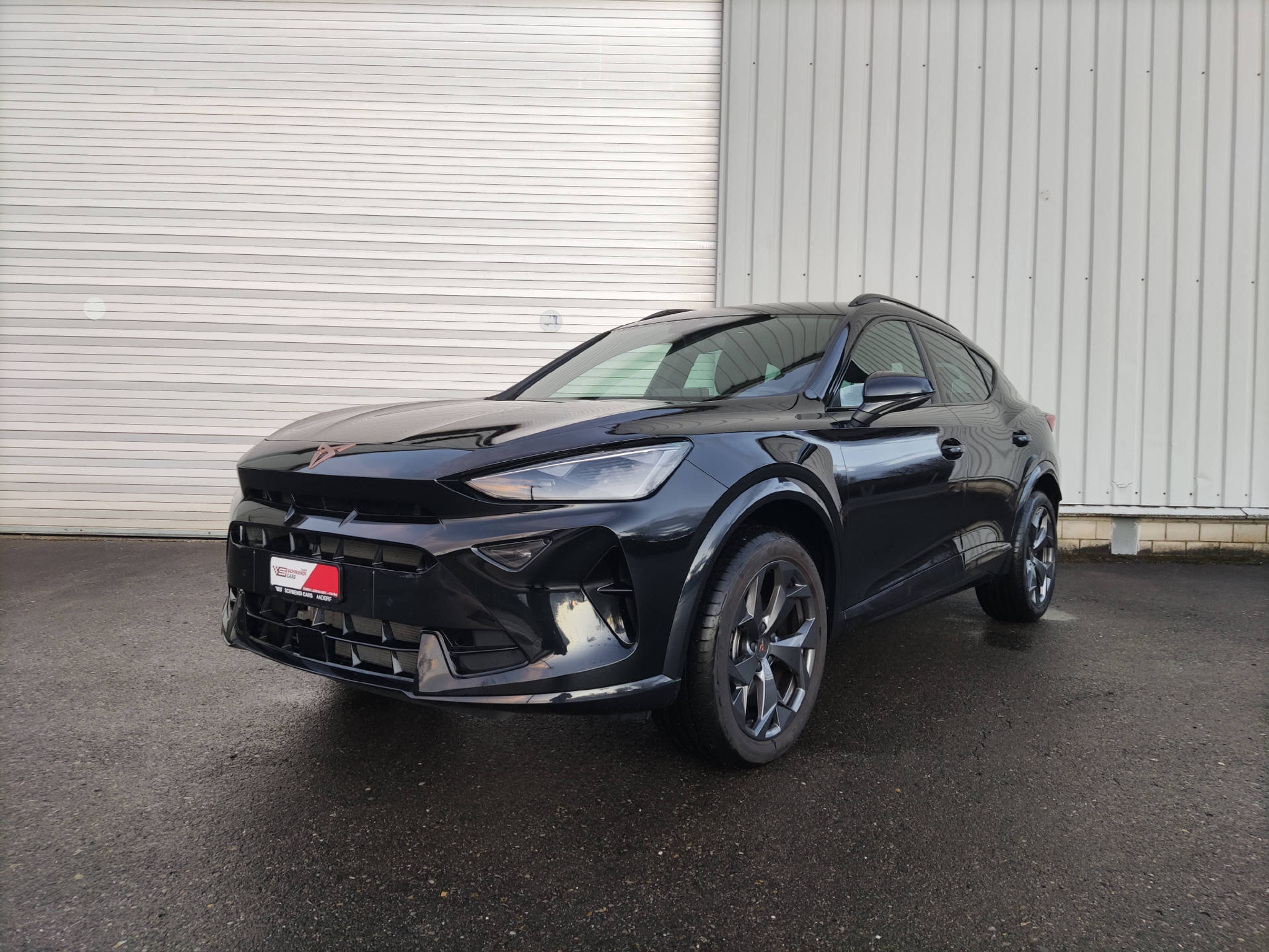 listing desktop thumbnail image 3