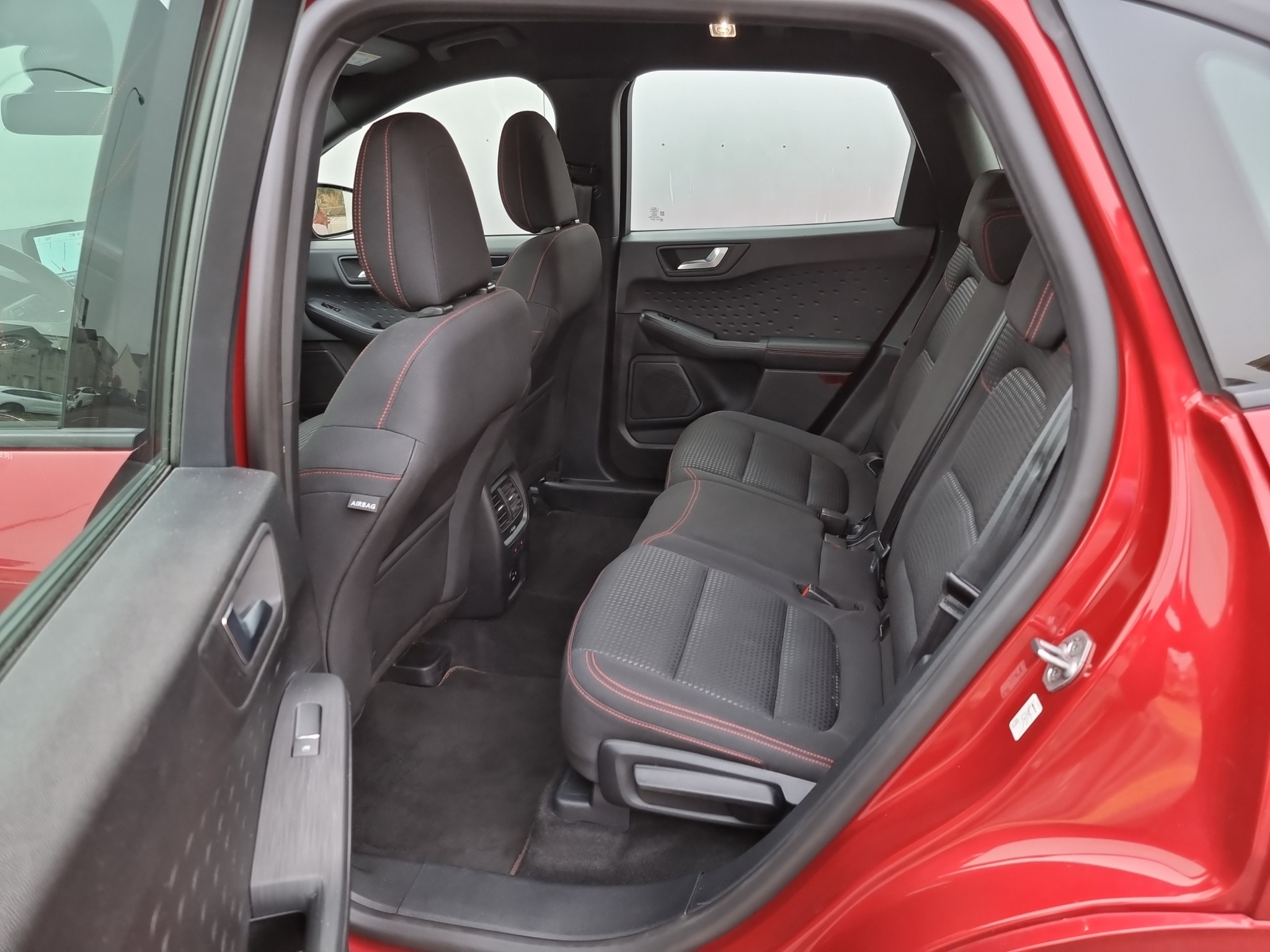 listing desktop thumbnail image 11