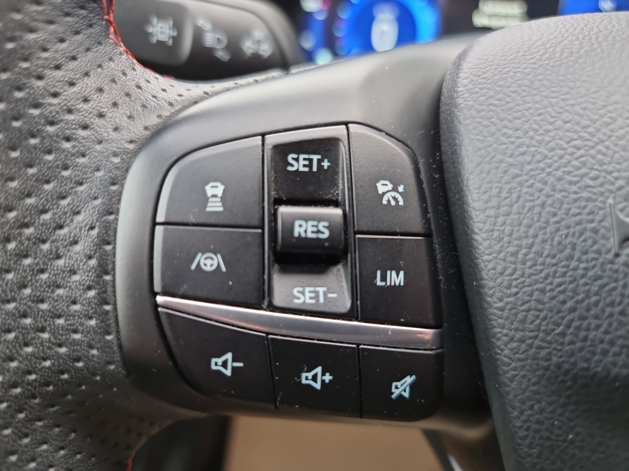 listing desktop thumbnail image 9