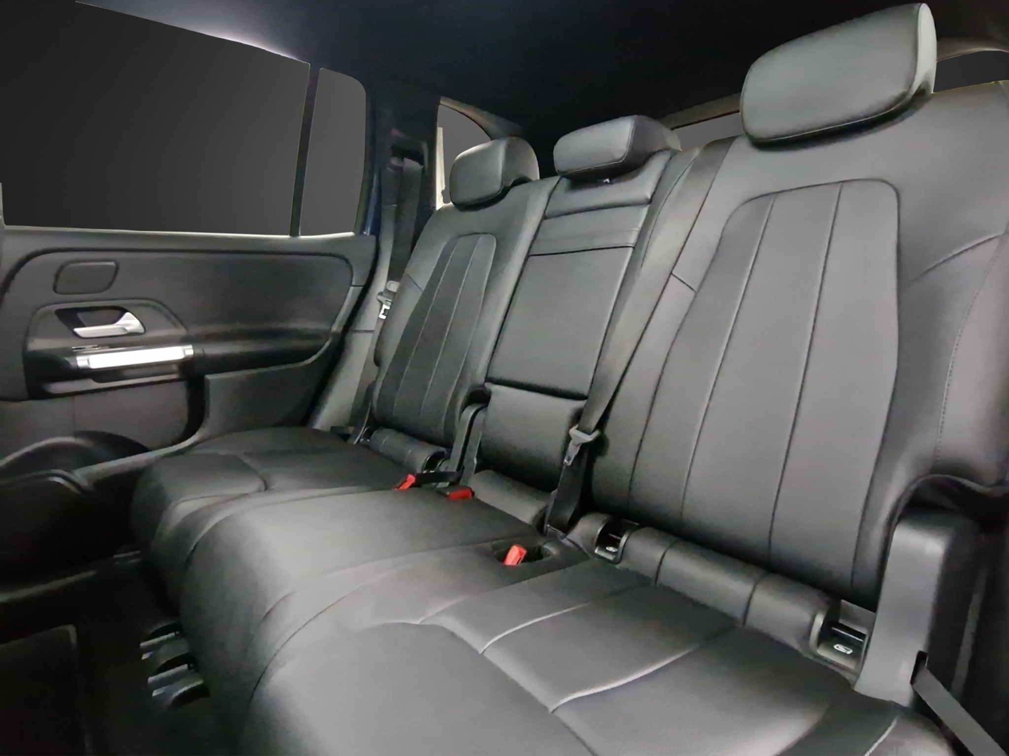 listing desktop thumbnail image 14