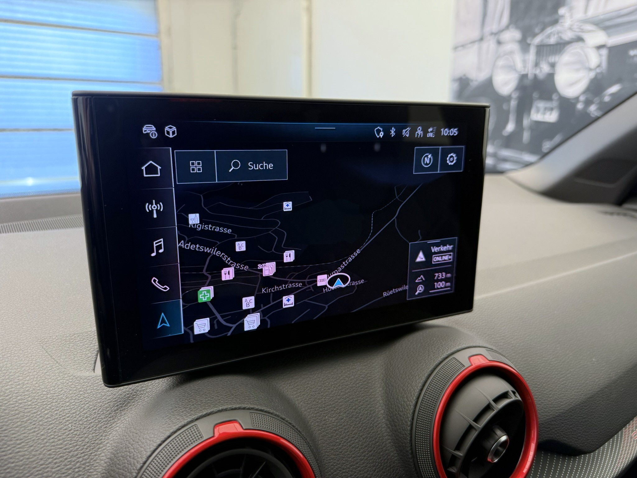 listing desktop thumbnail image 16