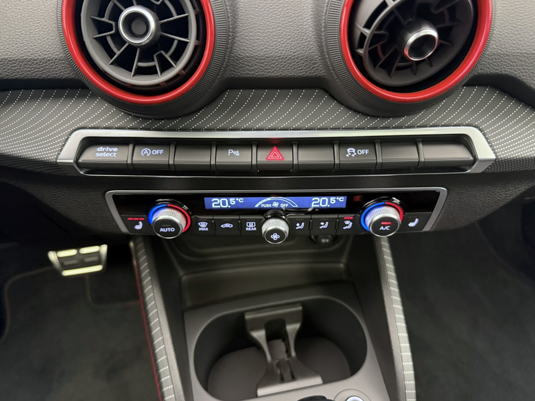 listing desktop thumbnail image 14