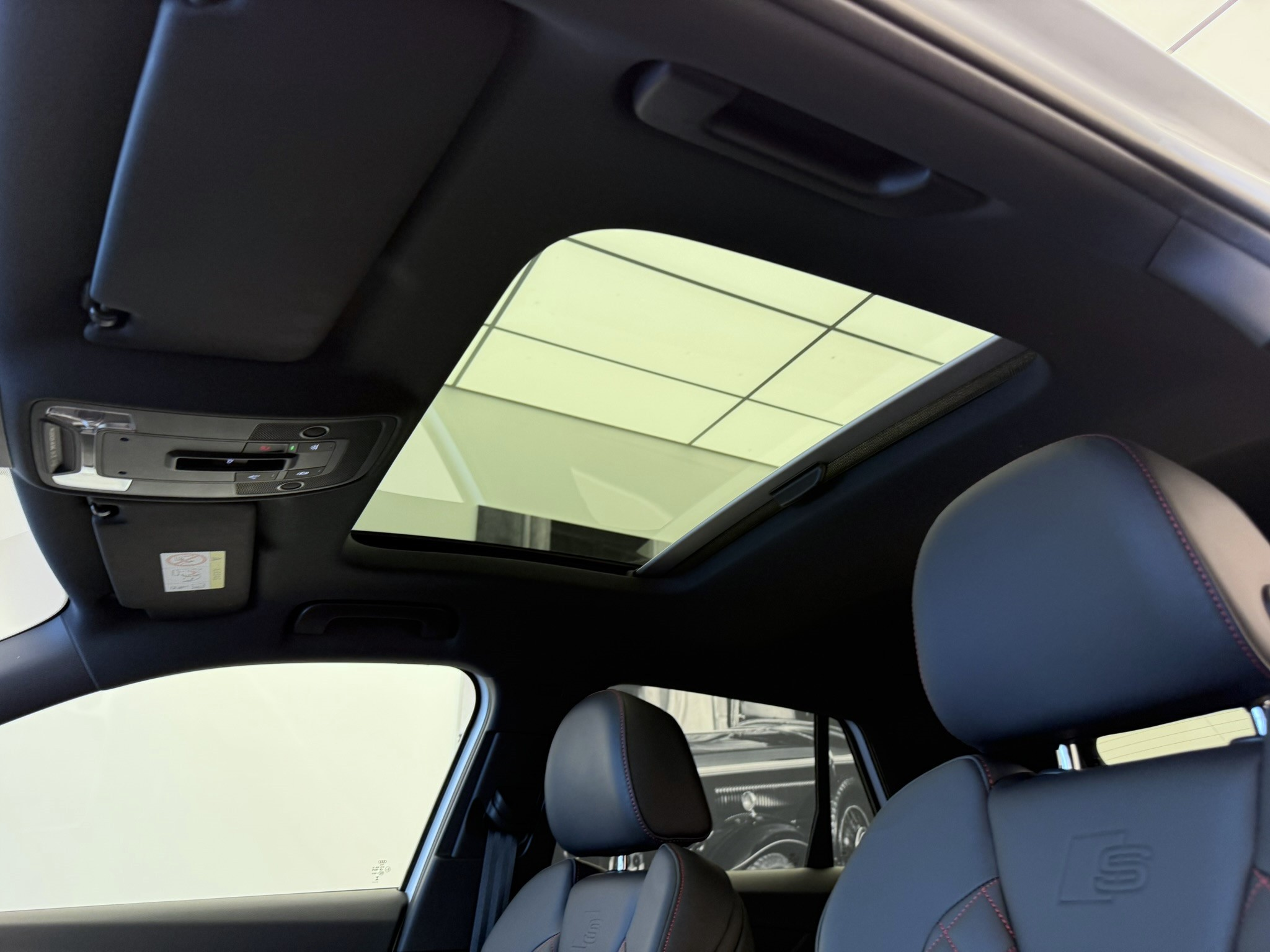 listing desktop thumbnail image 20