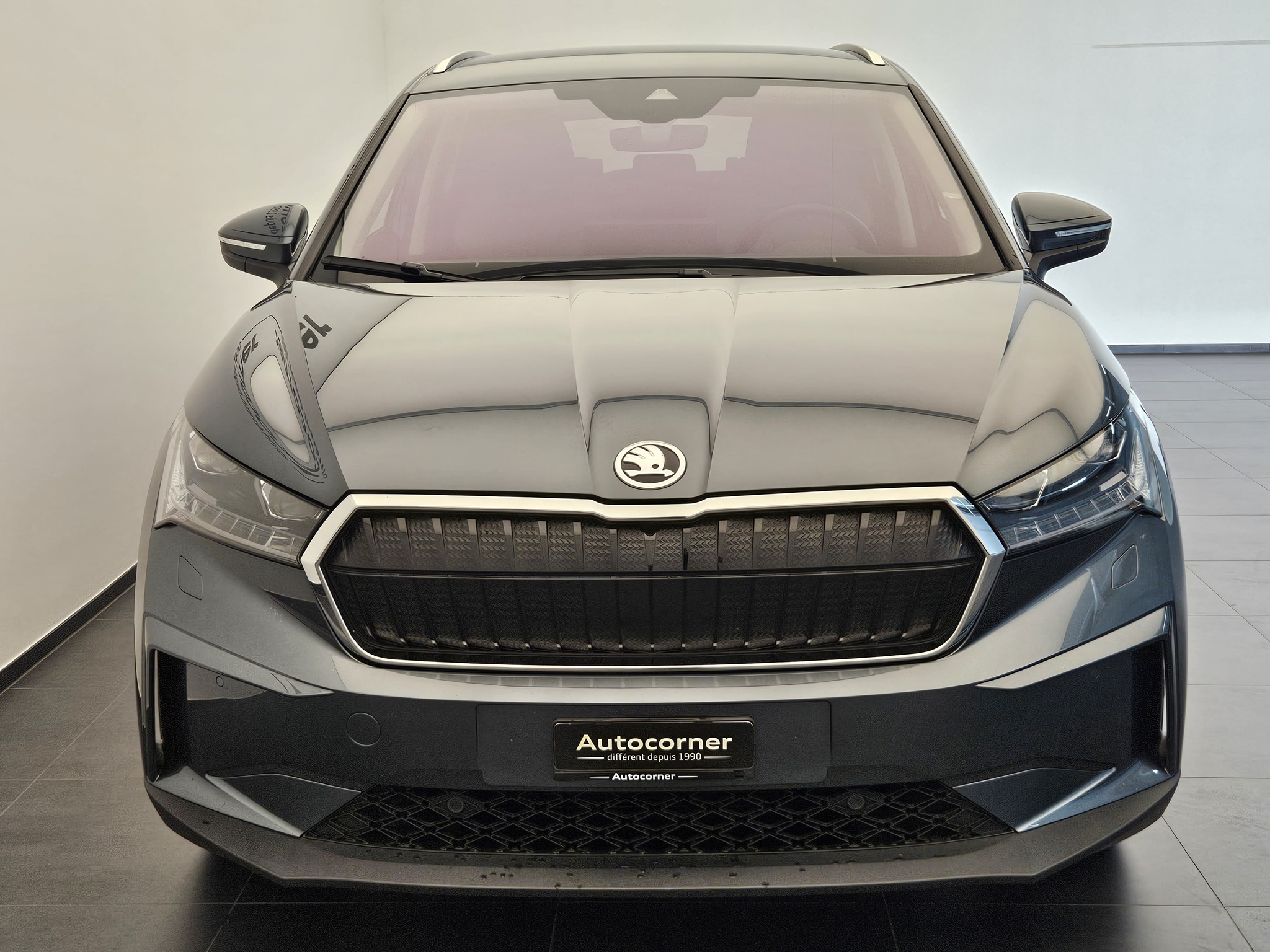 listing desktop thumbnail image 3