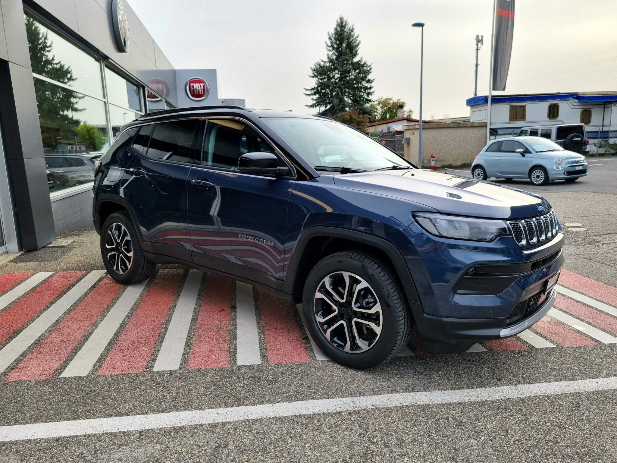 listing desktop thumbnail image 2