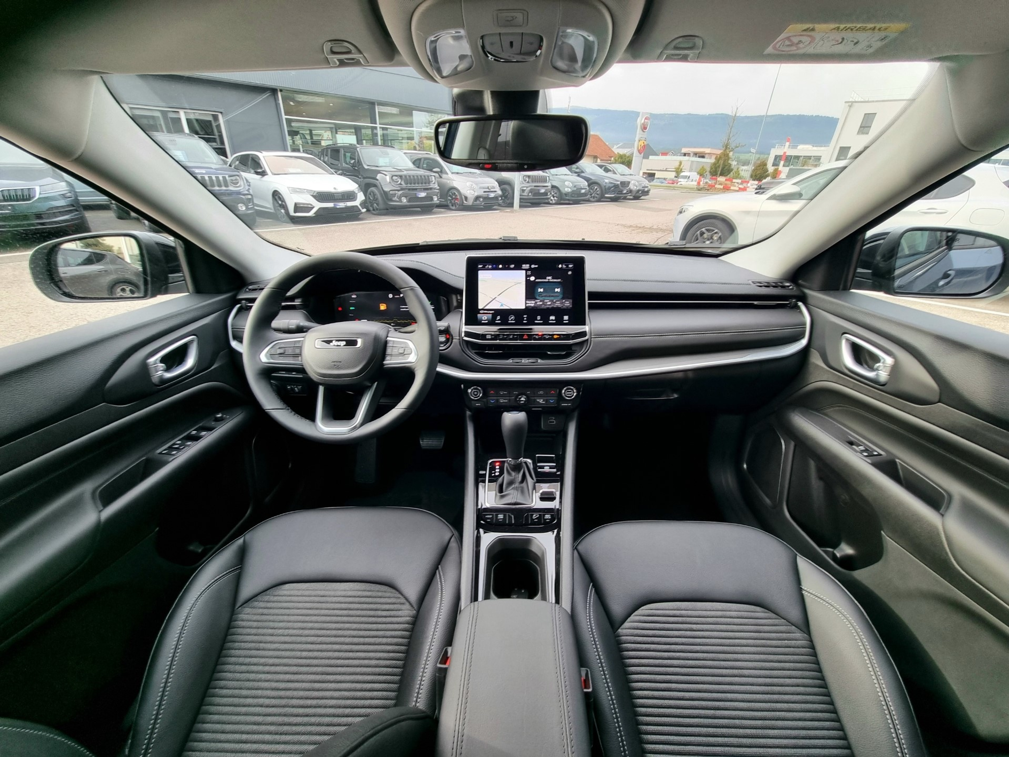 listing desktop thumbnail image 13