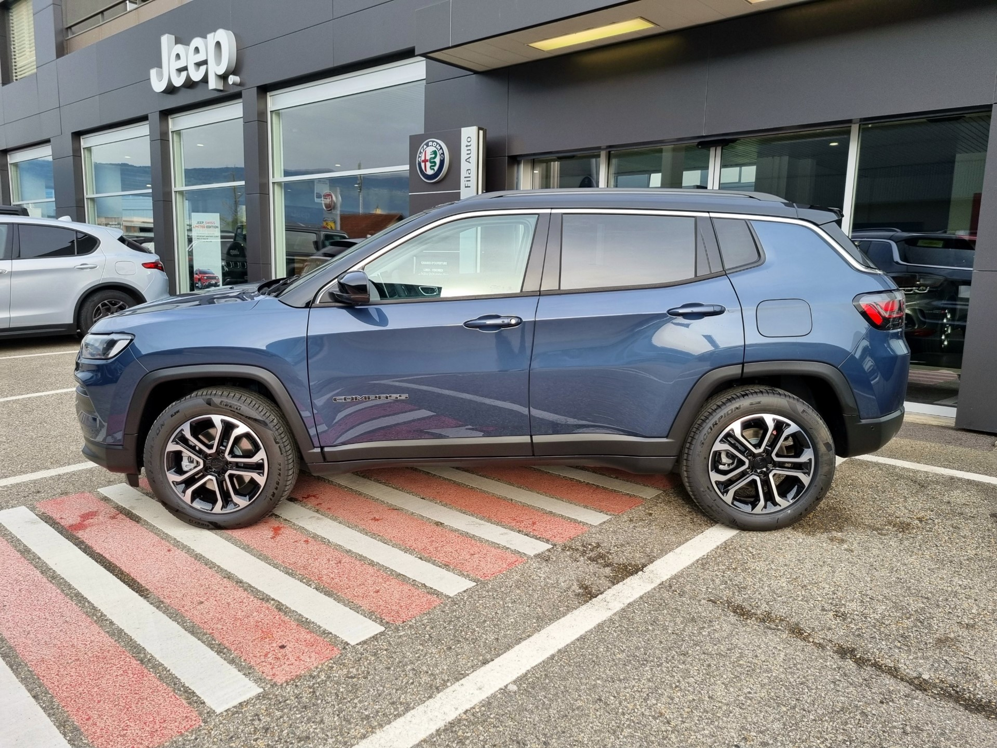 listing desktop thumbnail image 6