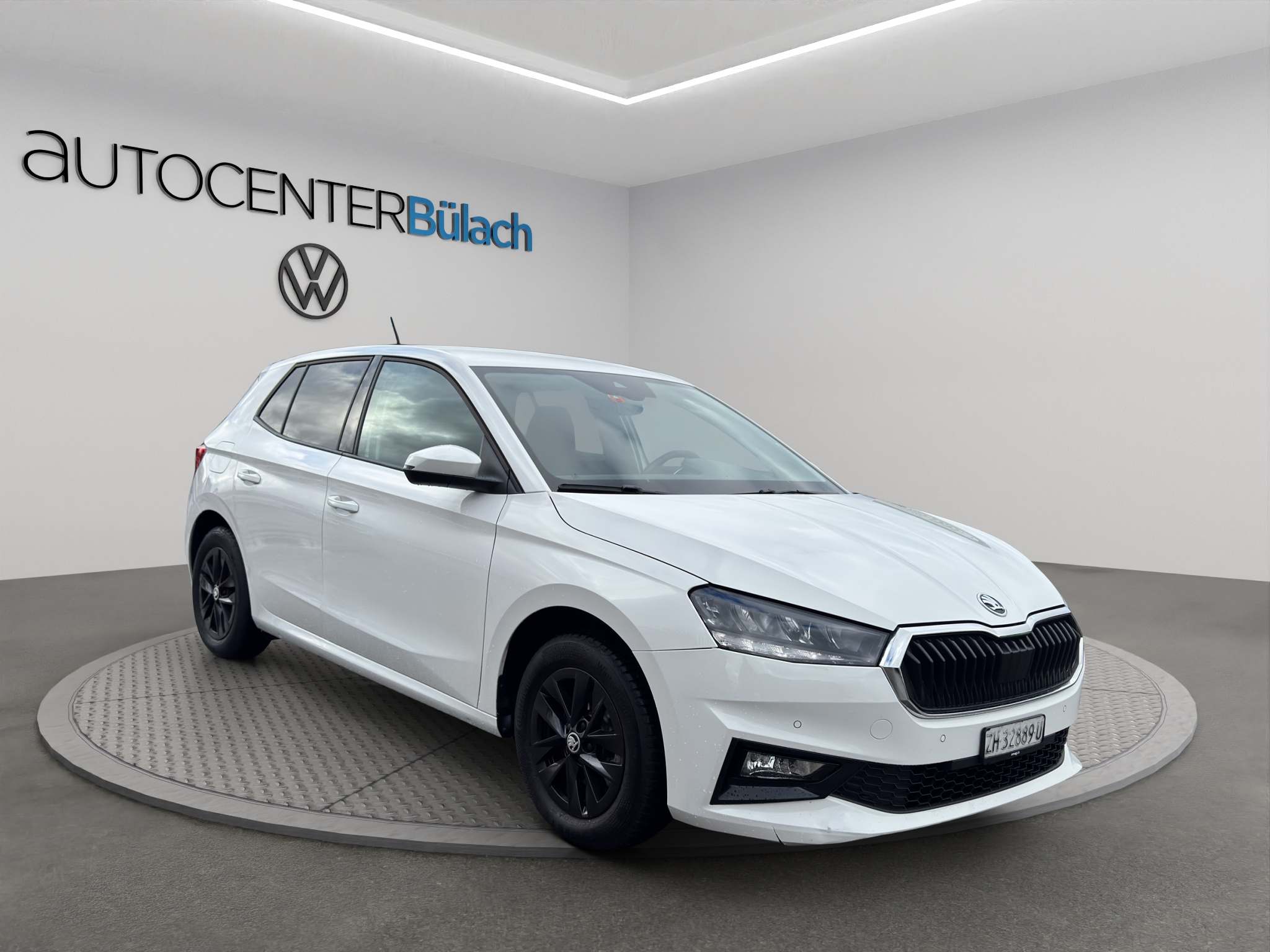 listing desktop thumbnail image 2