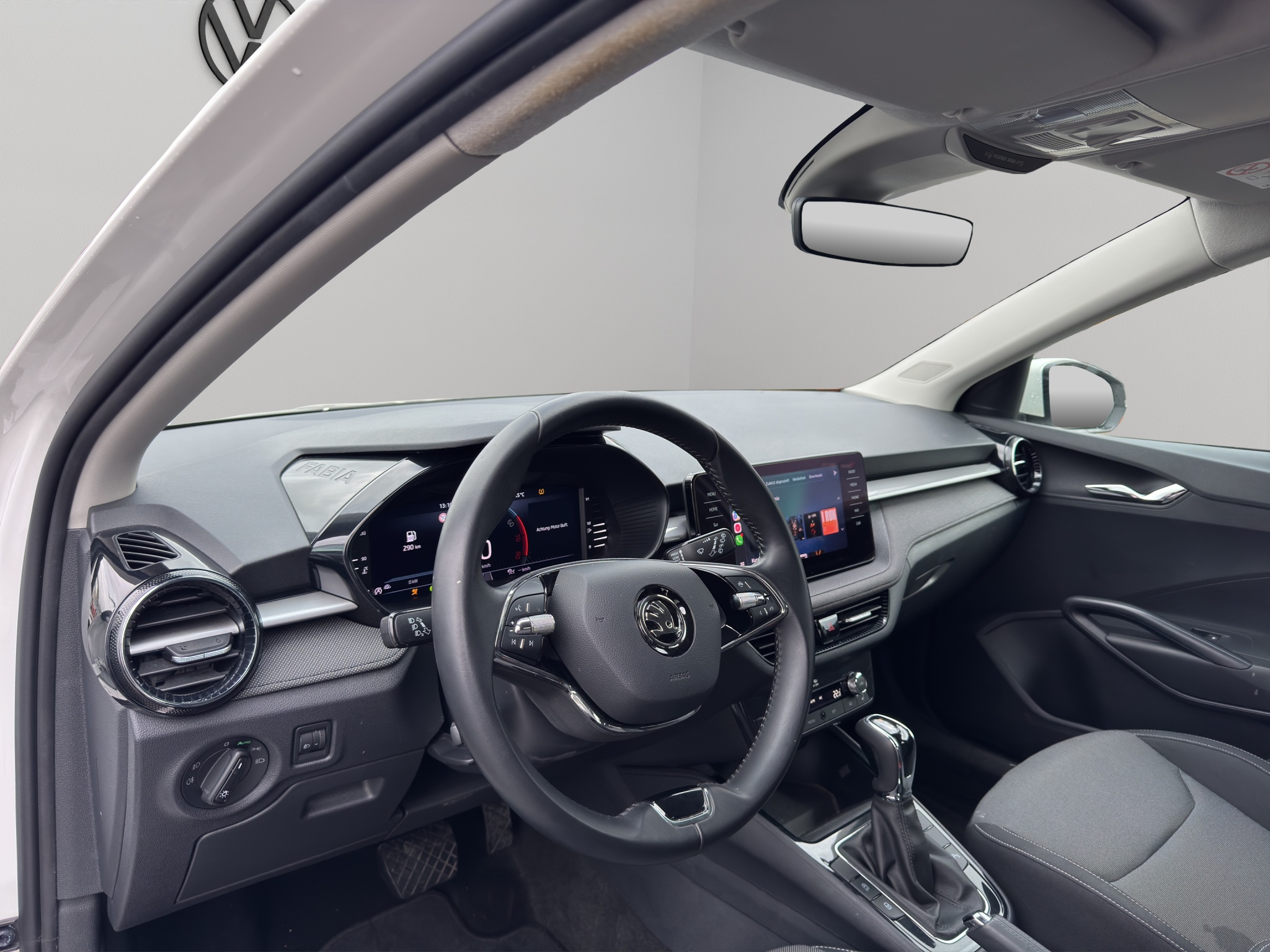 listing desktop thumbnail image 9