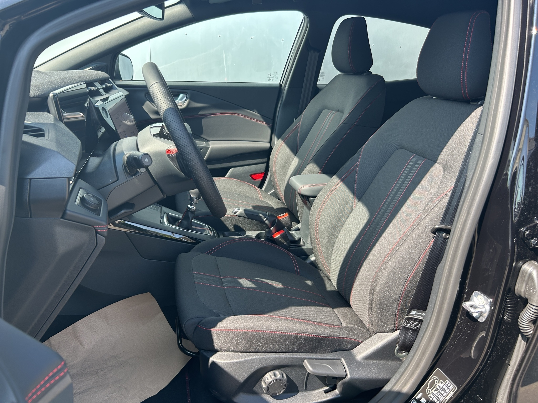 listing desktop thumbnail image 10