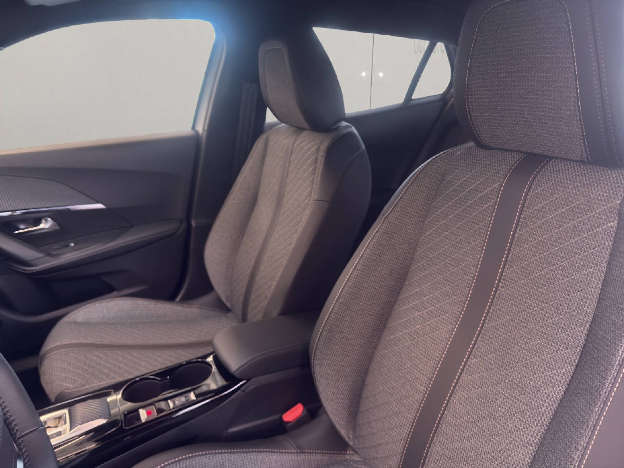 listing desktop thumbnail image 17