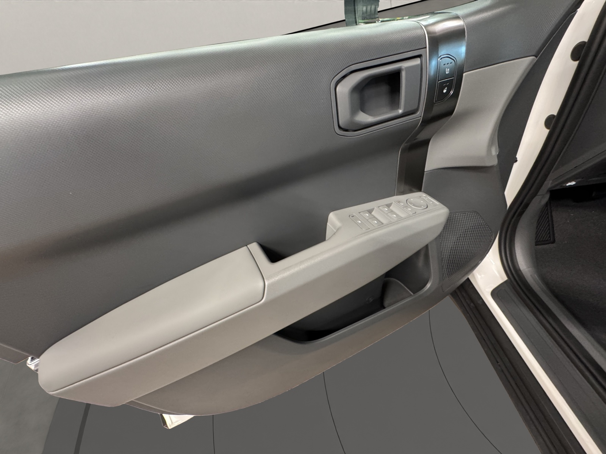 listing desktop thumbnail image 12