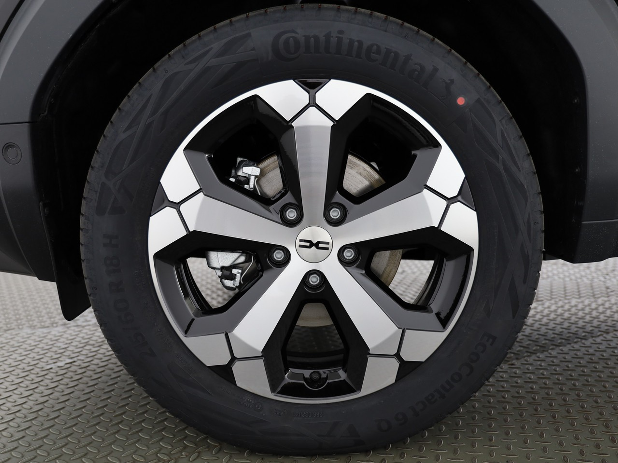 listing desktop thumbnail image 3