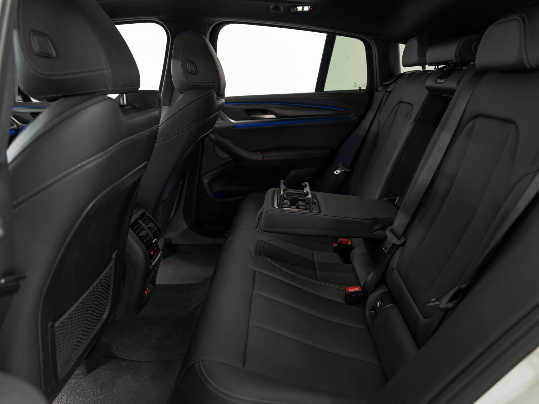 listing desktop thumbnail image 15