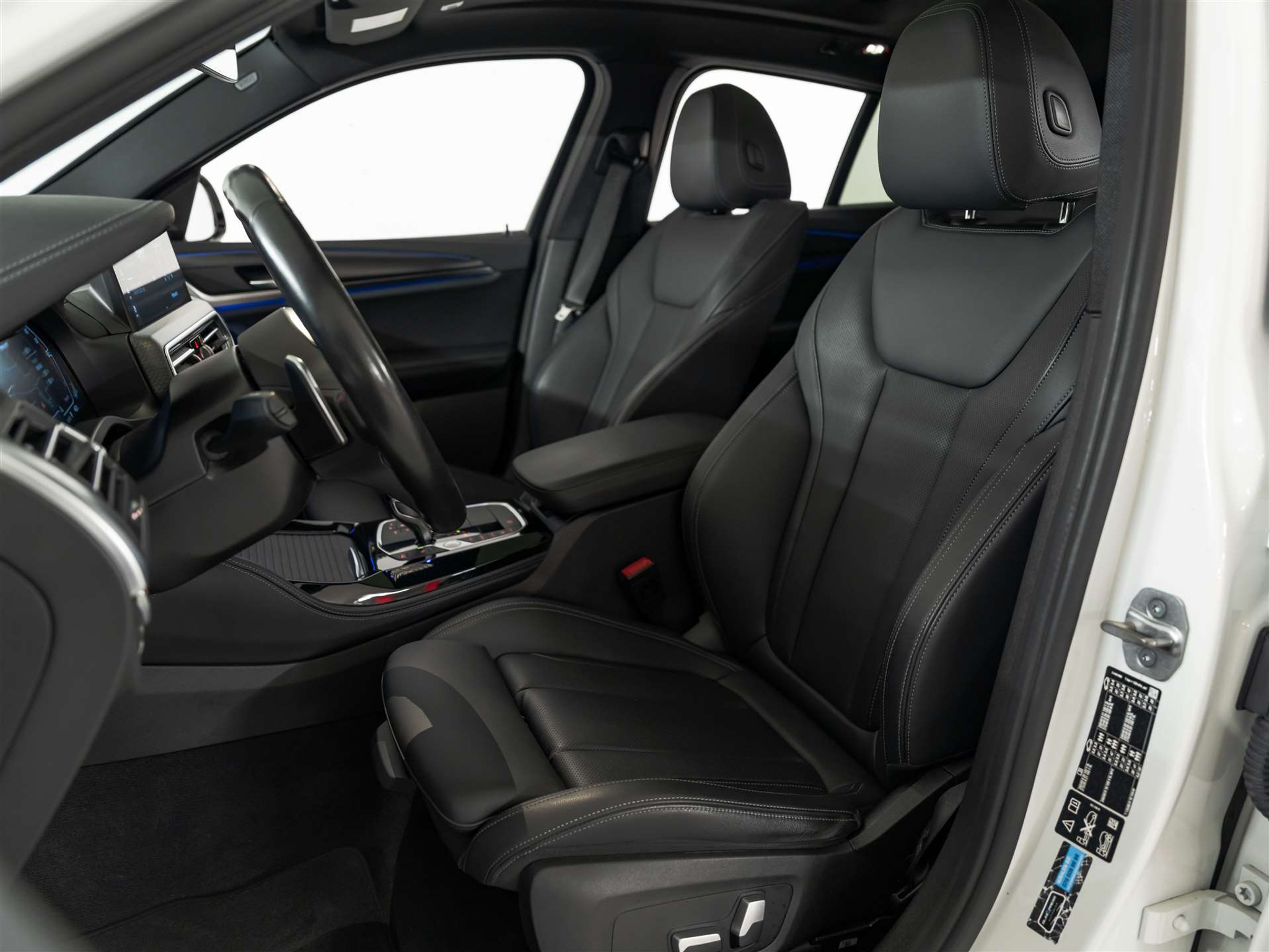 listing desktop thumbnail image 11