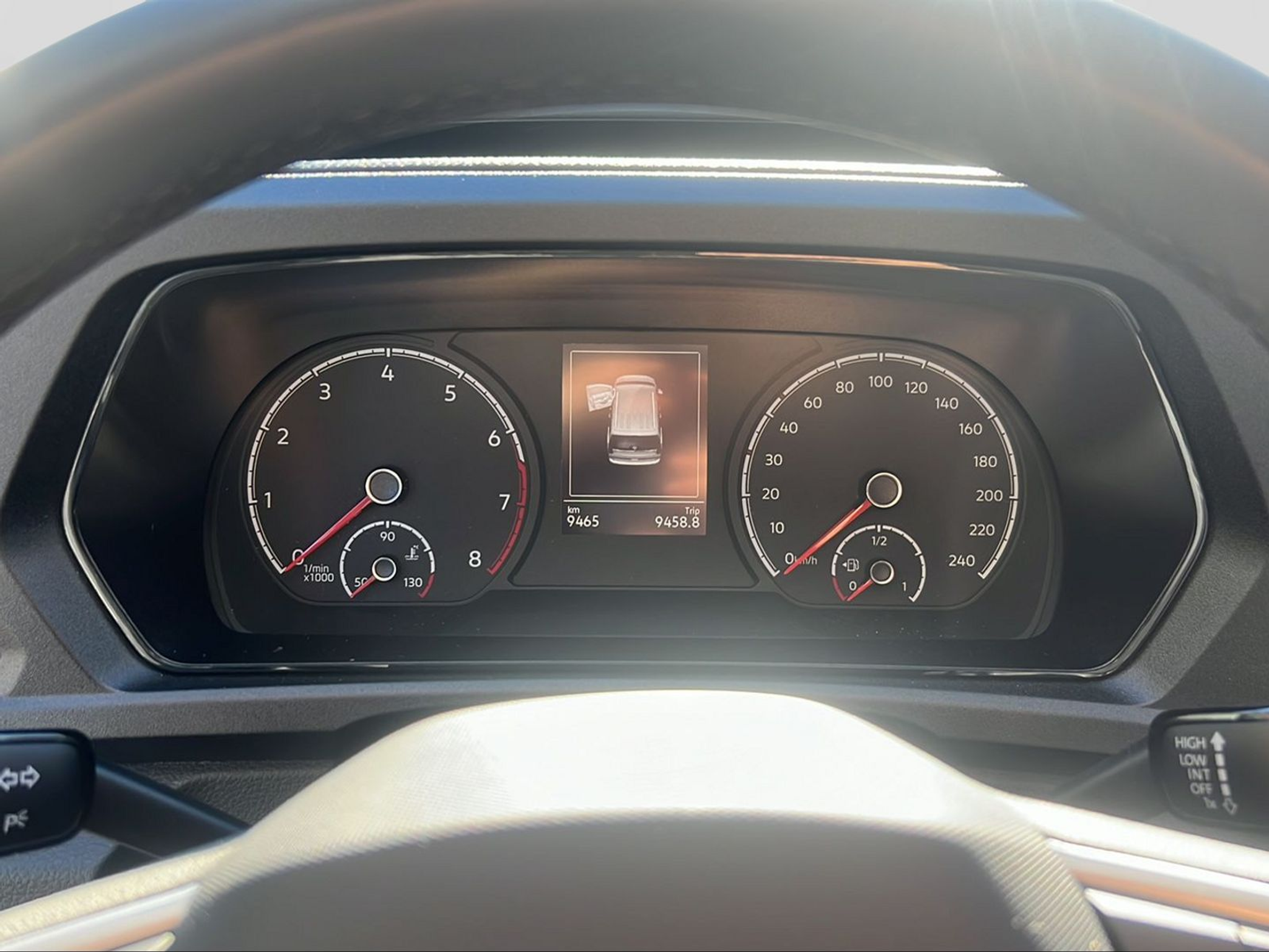 listing desktop thumbnail image 12