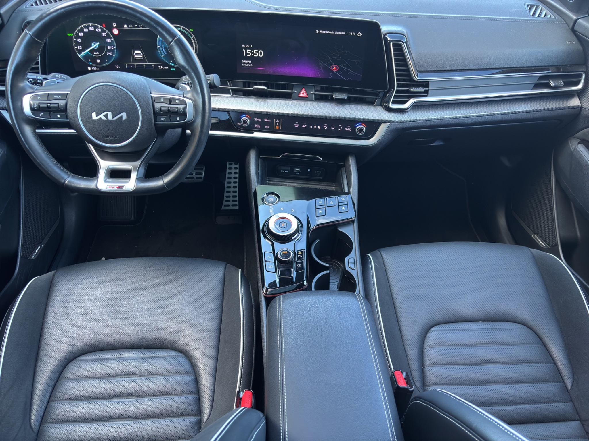 listing desktop thumbnail image 11