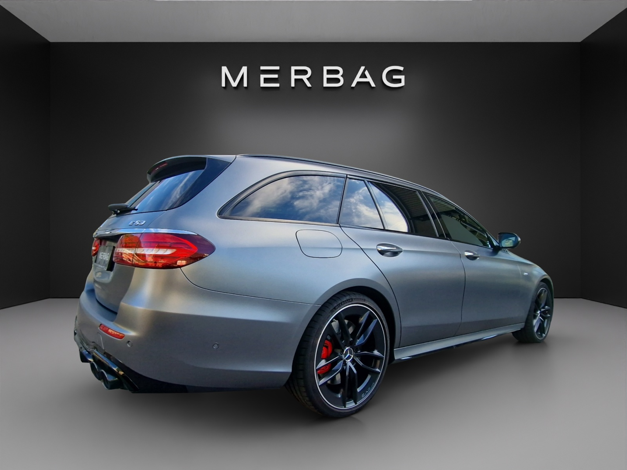 listing desktop thumbnail image 4