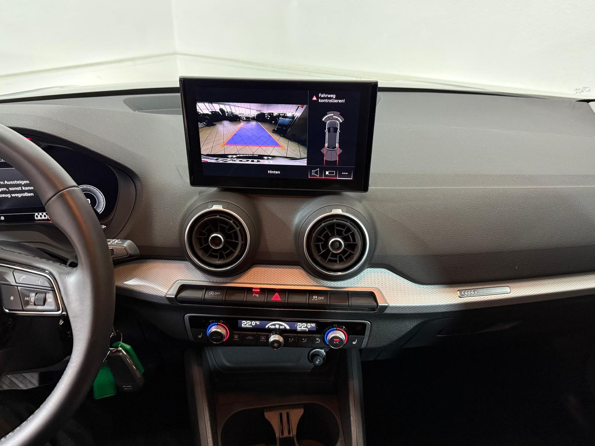 listing desktop thumbnail image 12