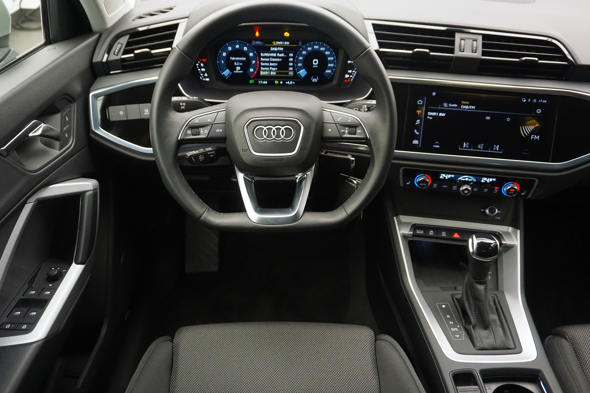 listing desktop thumbnail image 7