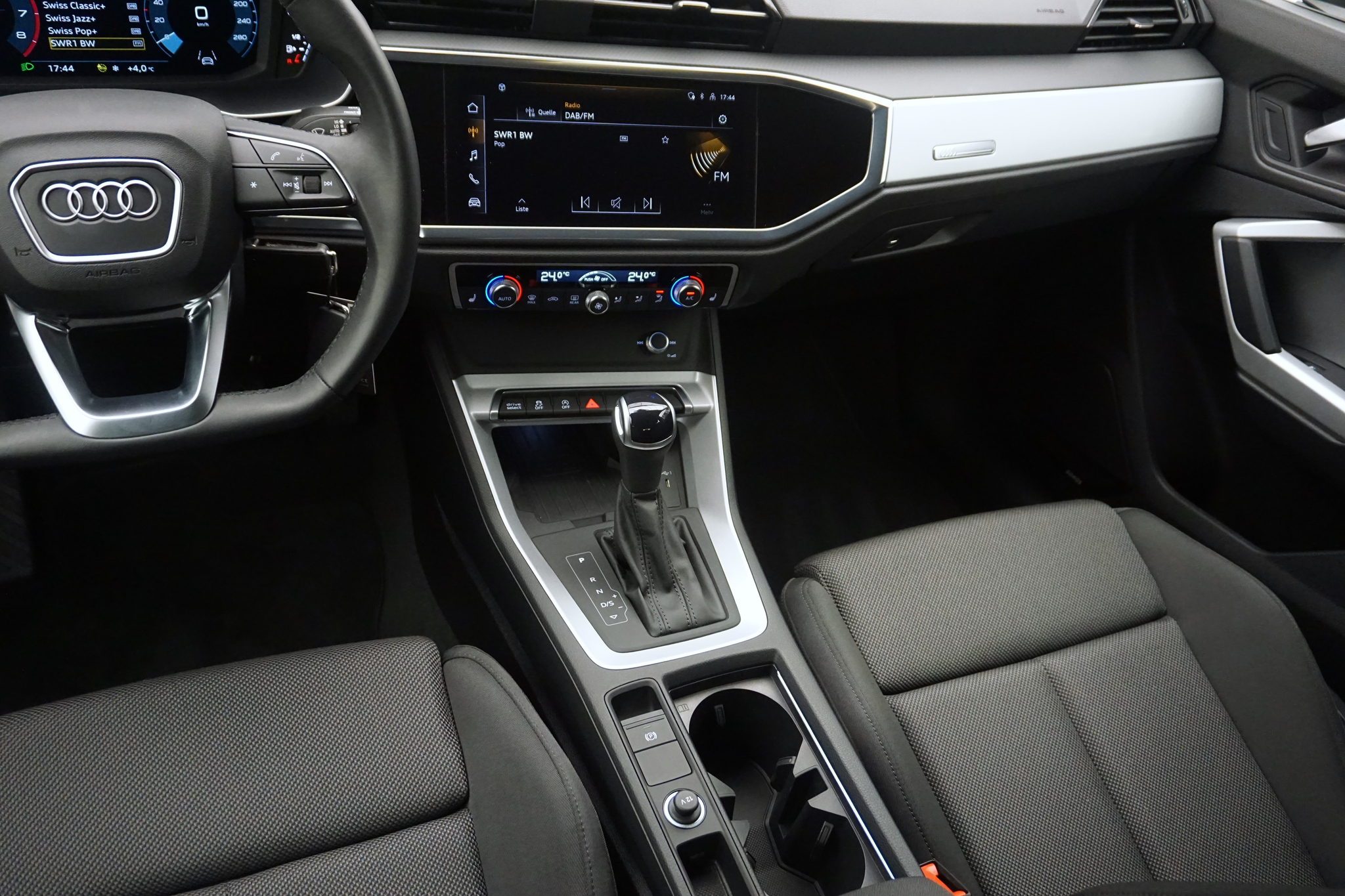 listing desktop thumbnail image 13