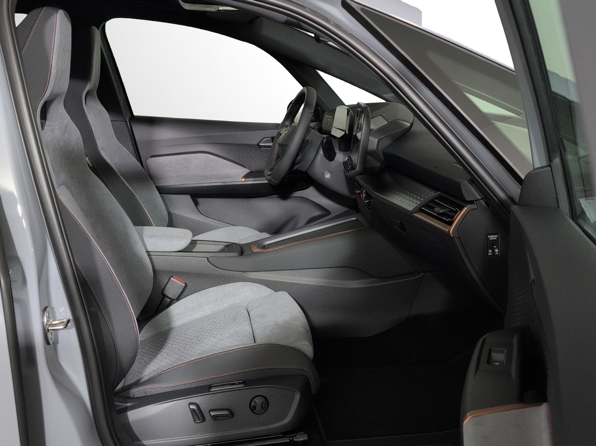 listing desktop thumbnail image 6