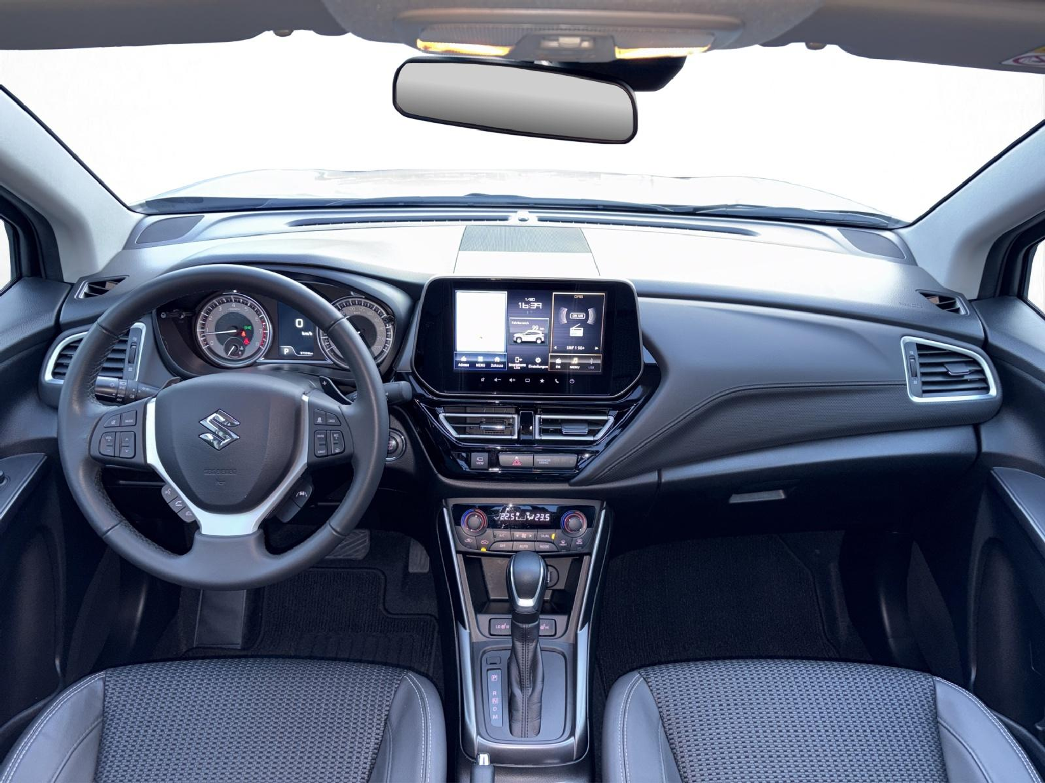 listing desktop thumbnail image 12