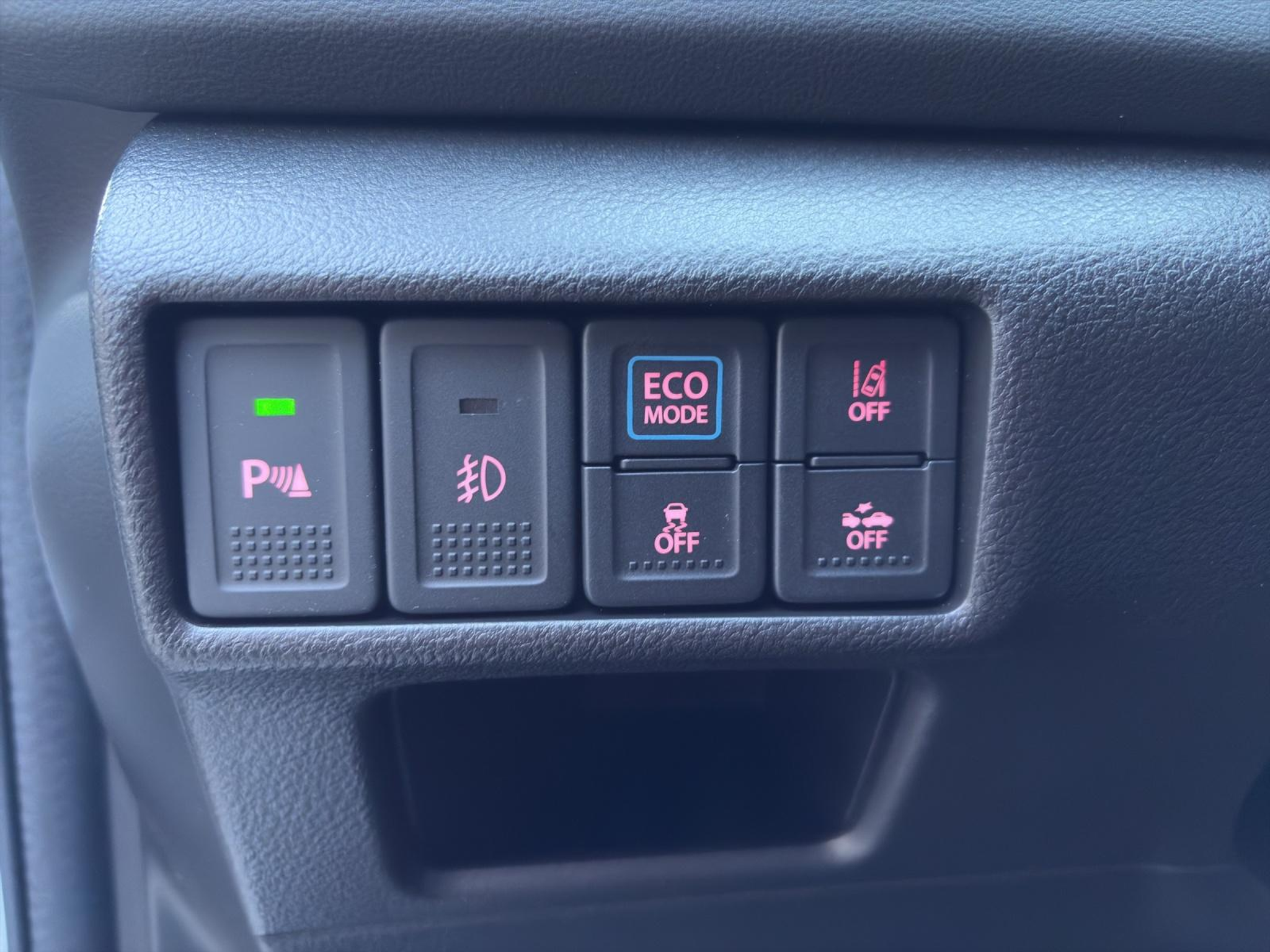 listing desktop thumbnail image 17