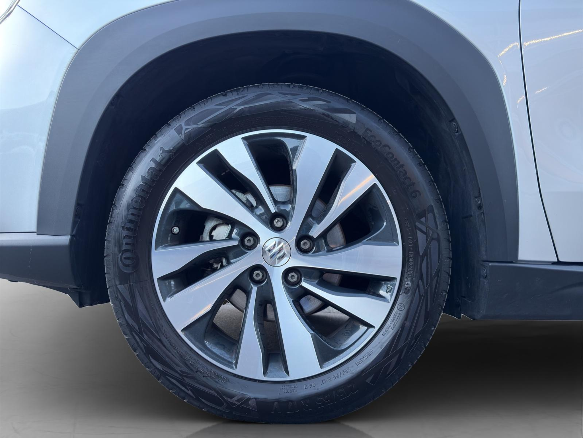 listing desktop thumbnail image 8