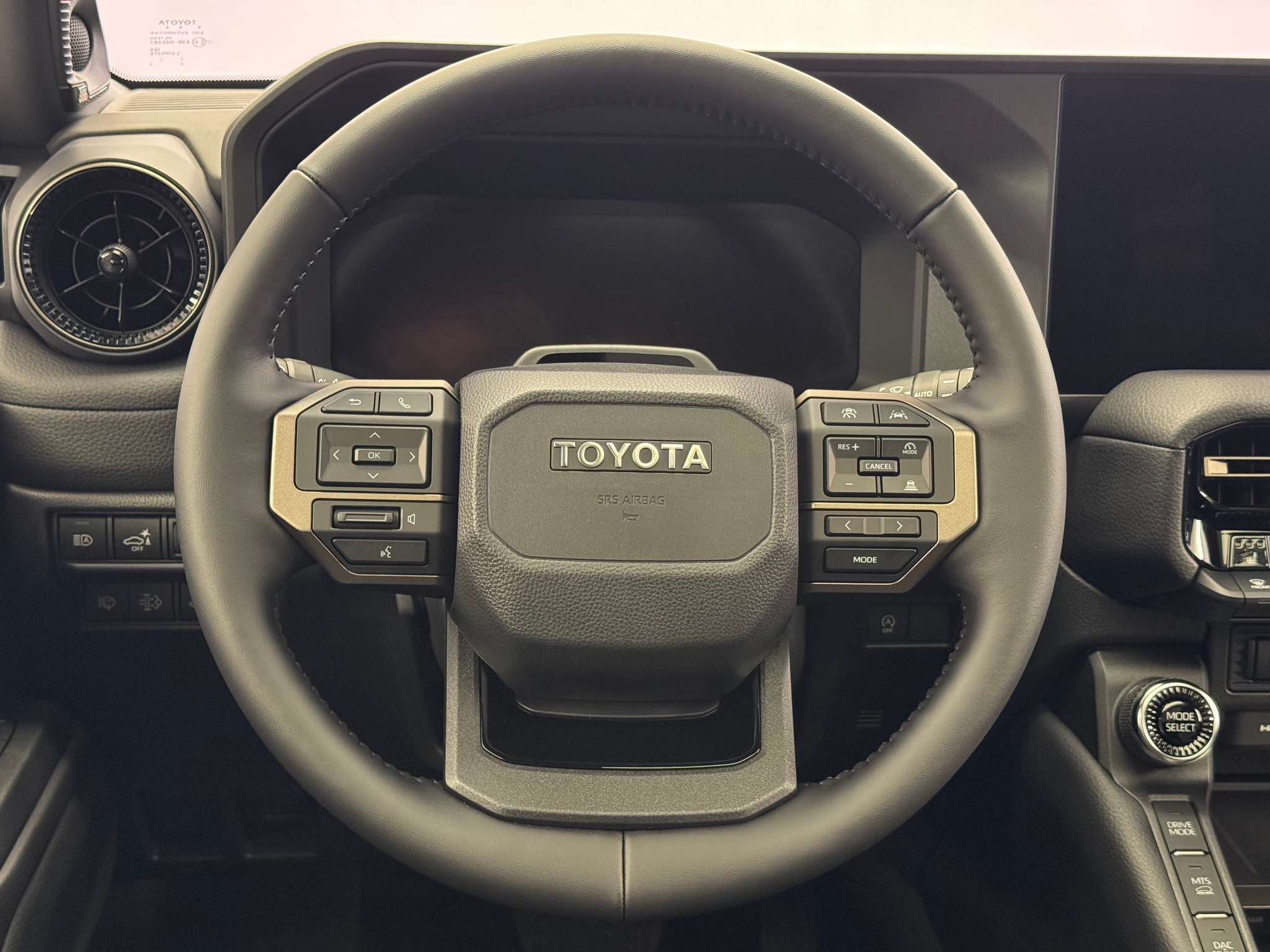 listing desktop thumbnail image 13