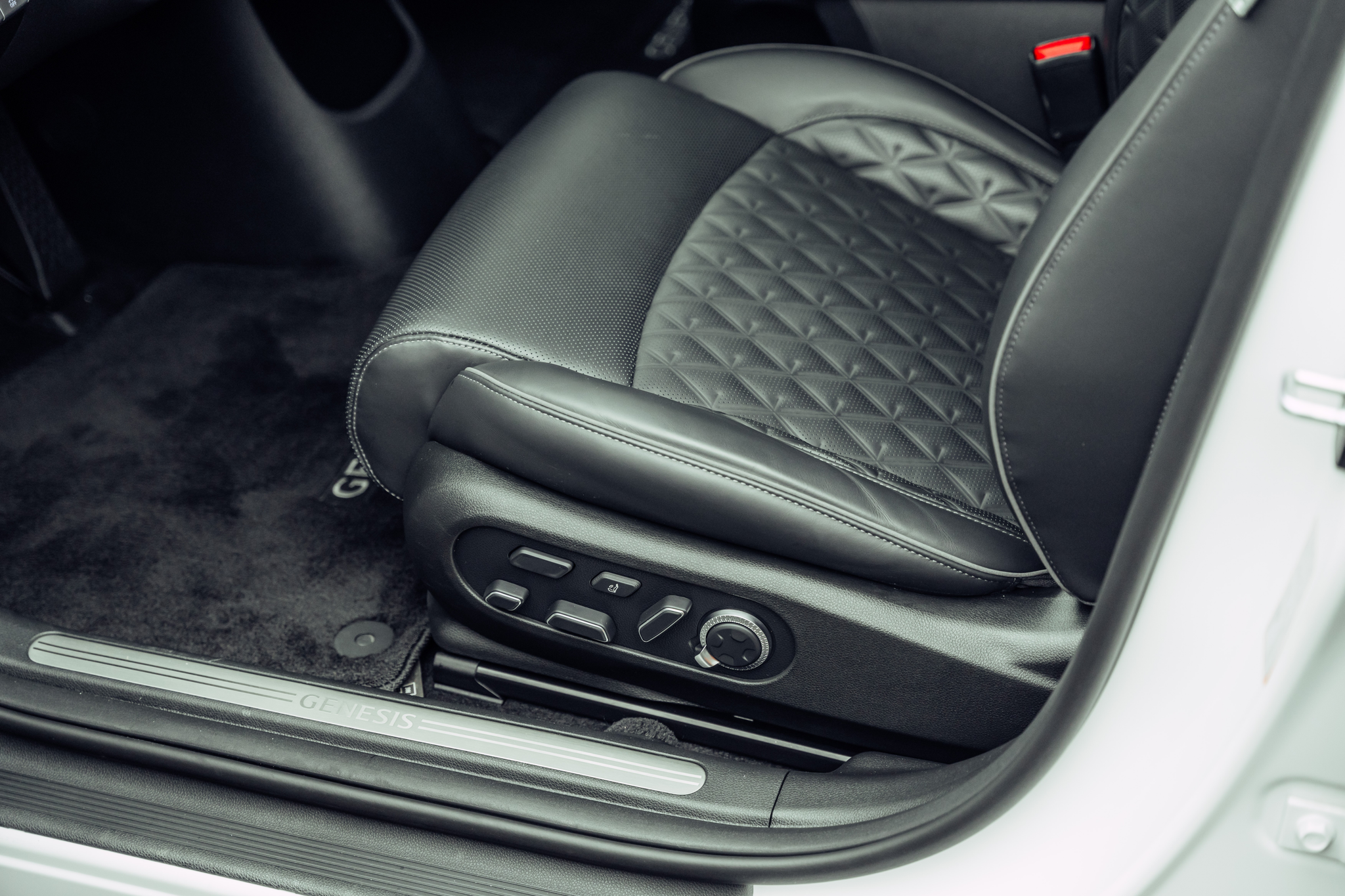 listing desktop thumbnail image 7