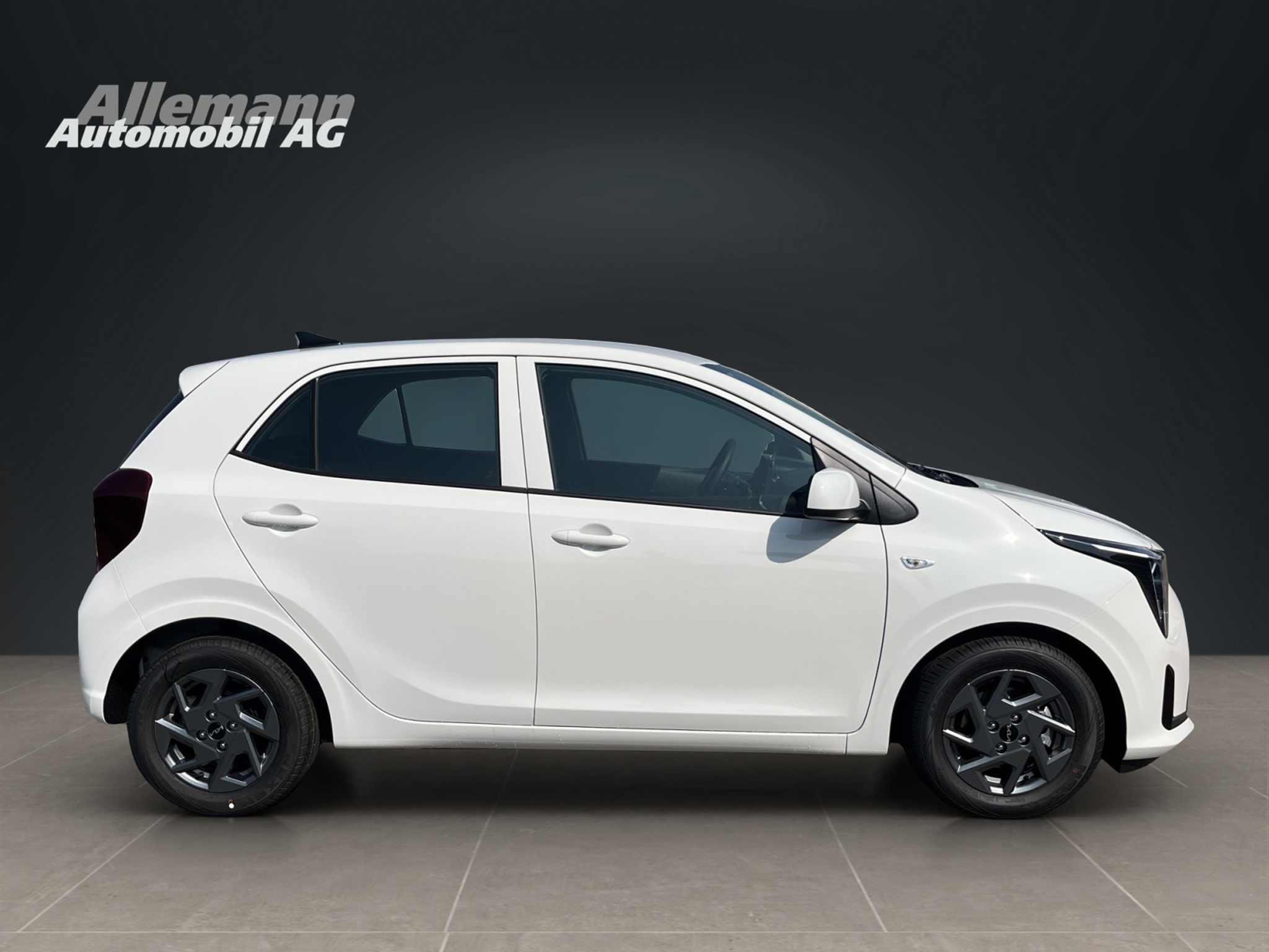 listing desktop thumbnail image 6