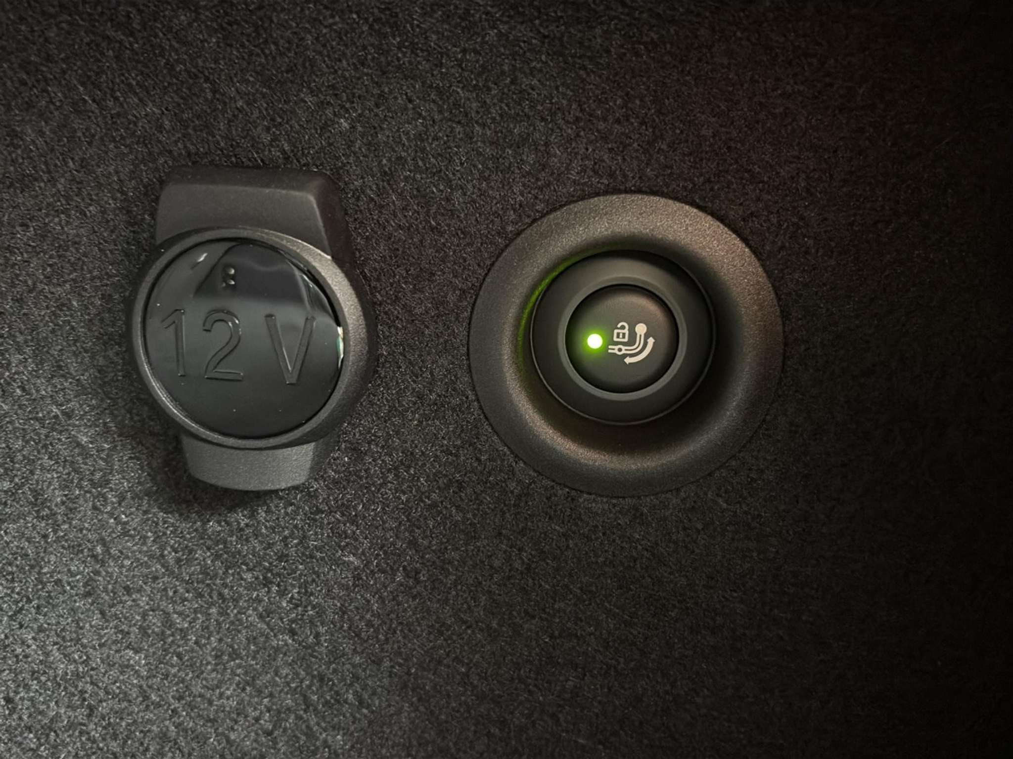 listing desktop thumbnail image 18