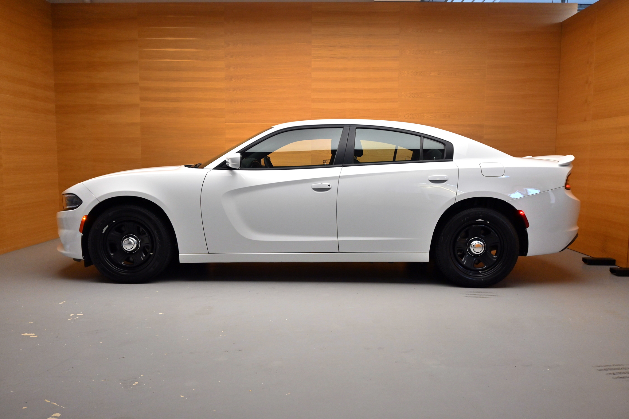 listing desktop thumbnail image 2