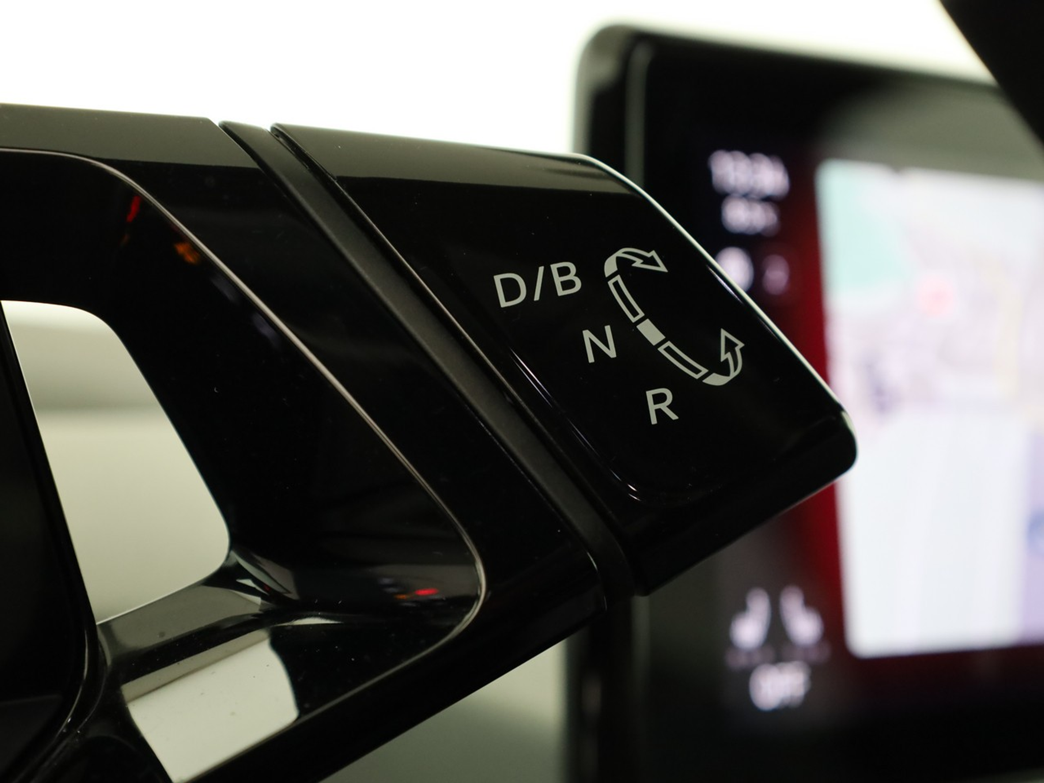 listing desktop thumbnail image 8