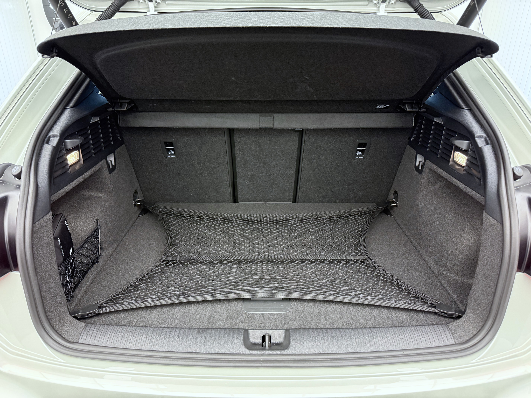 listing desktop thumbnail image 20