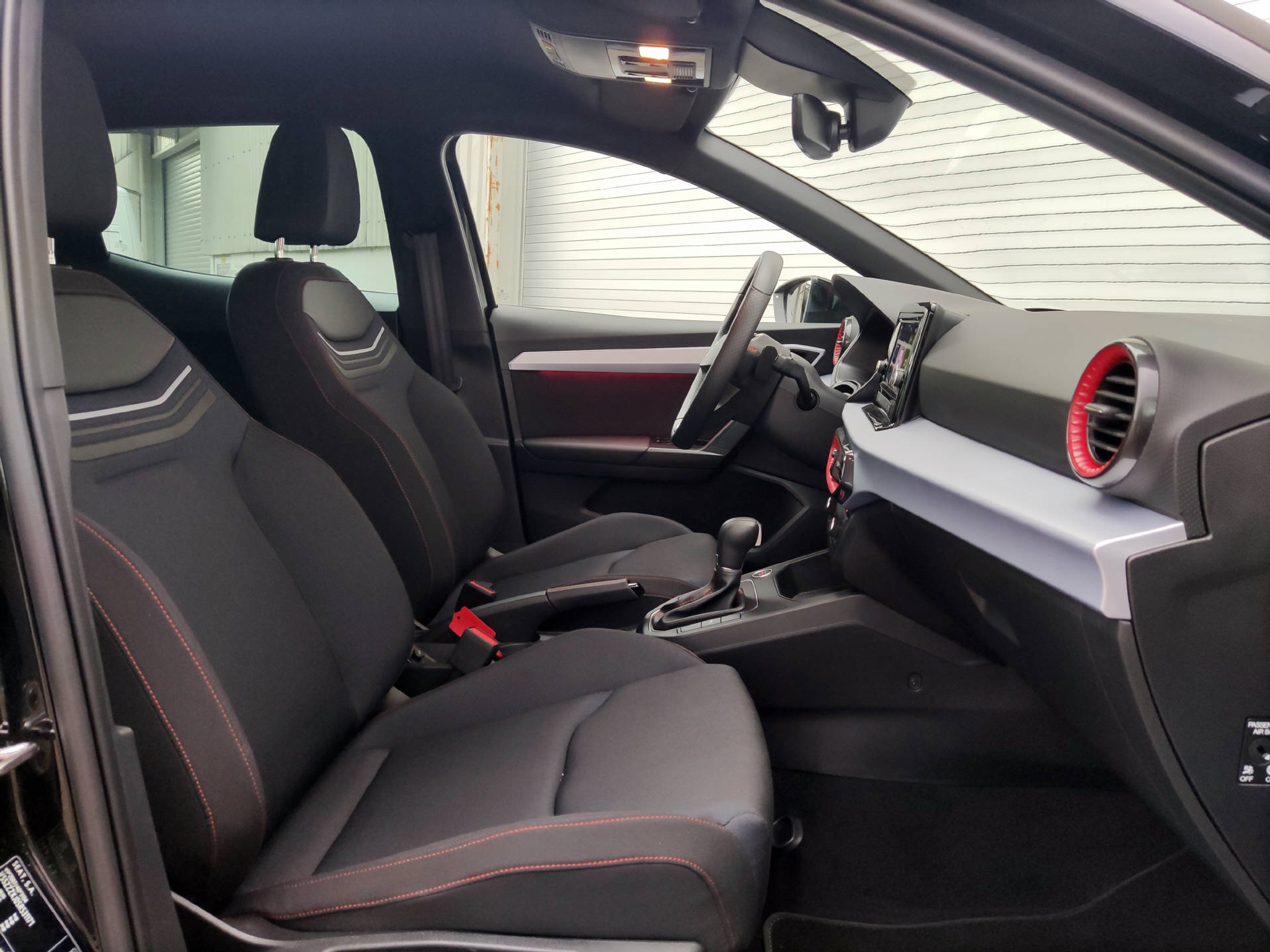 listing desktop thumbnail image 8