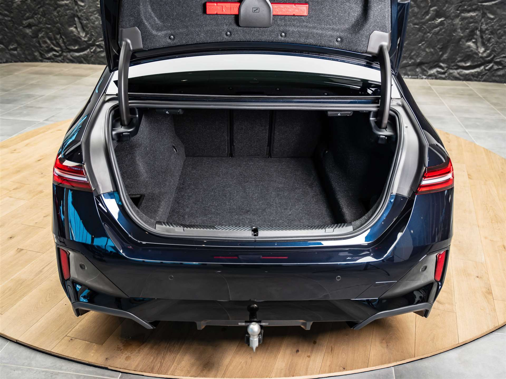 listing desktop thumbnail image 60