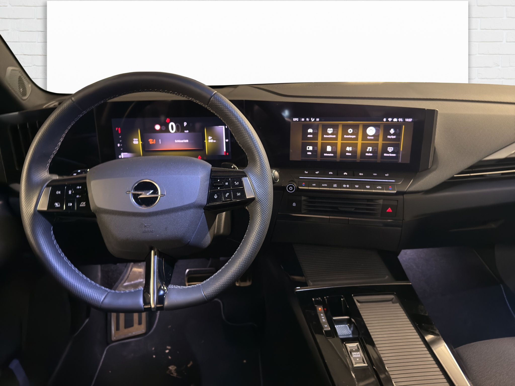 listing desktop thumbnail image 7