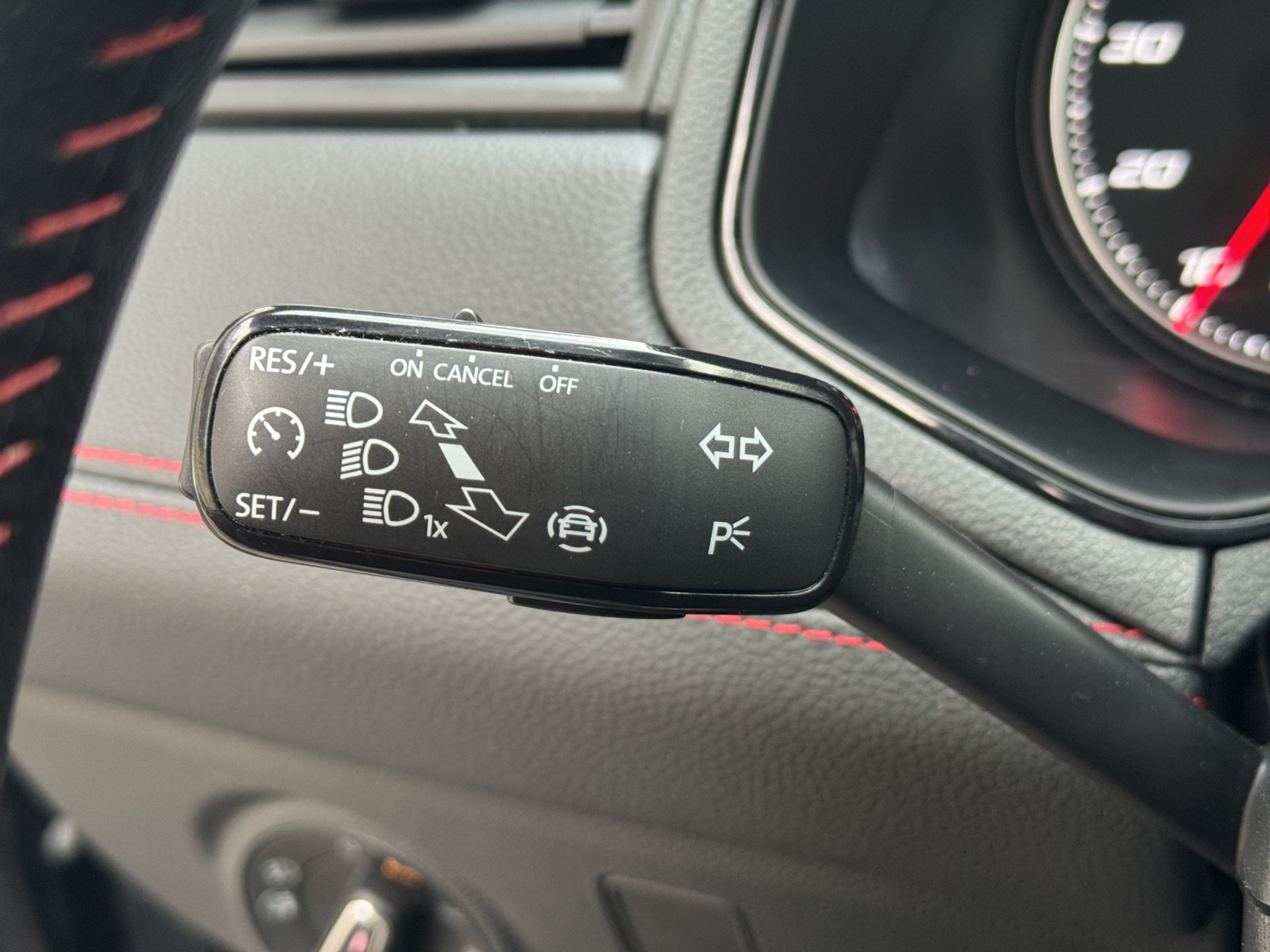 listing desktop thumbnail image 12