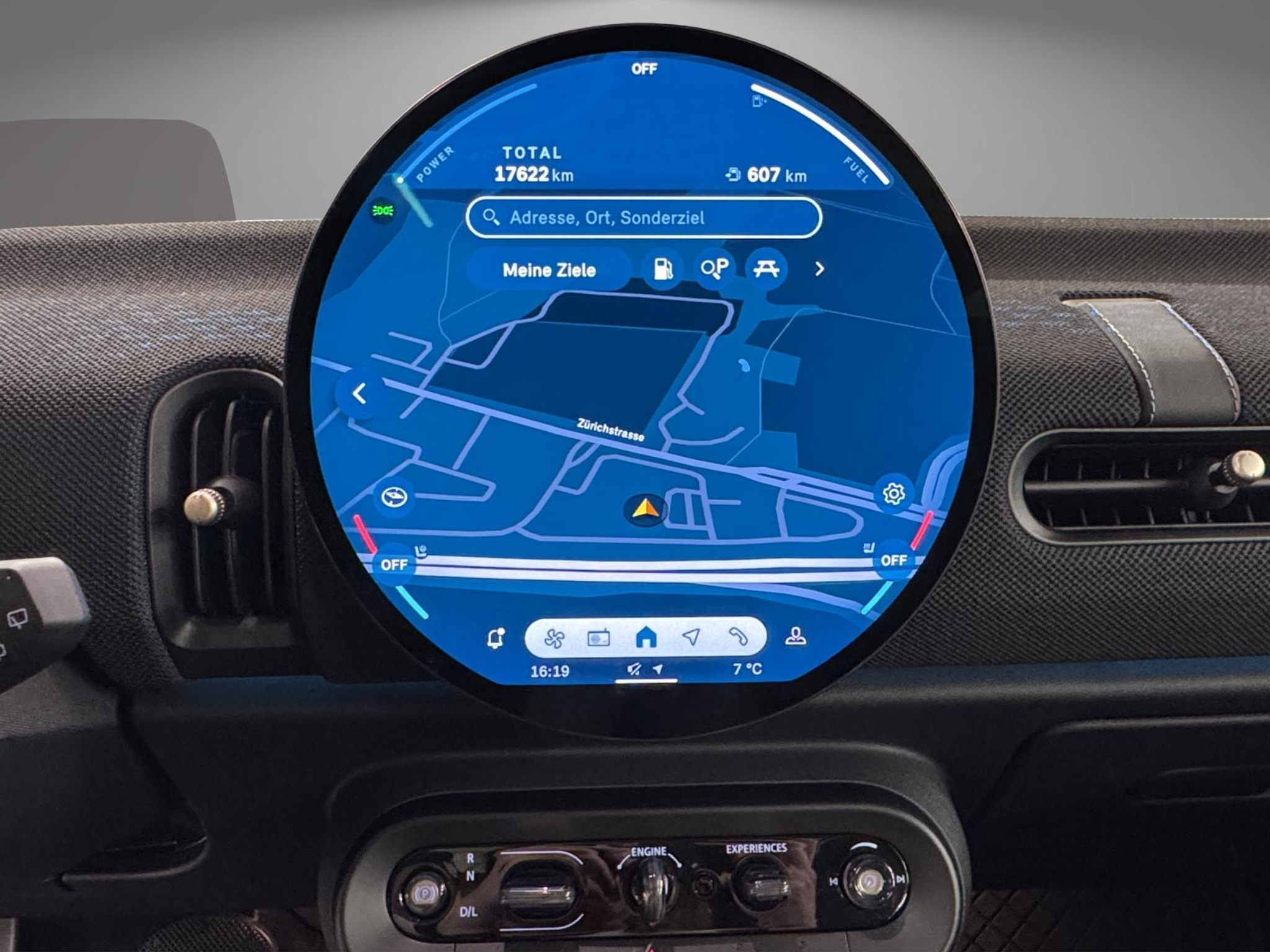 listing desktop thumbnail image 16