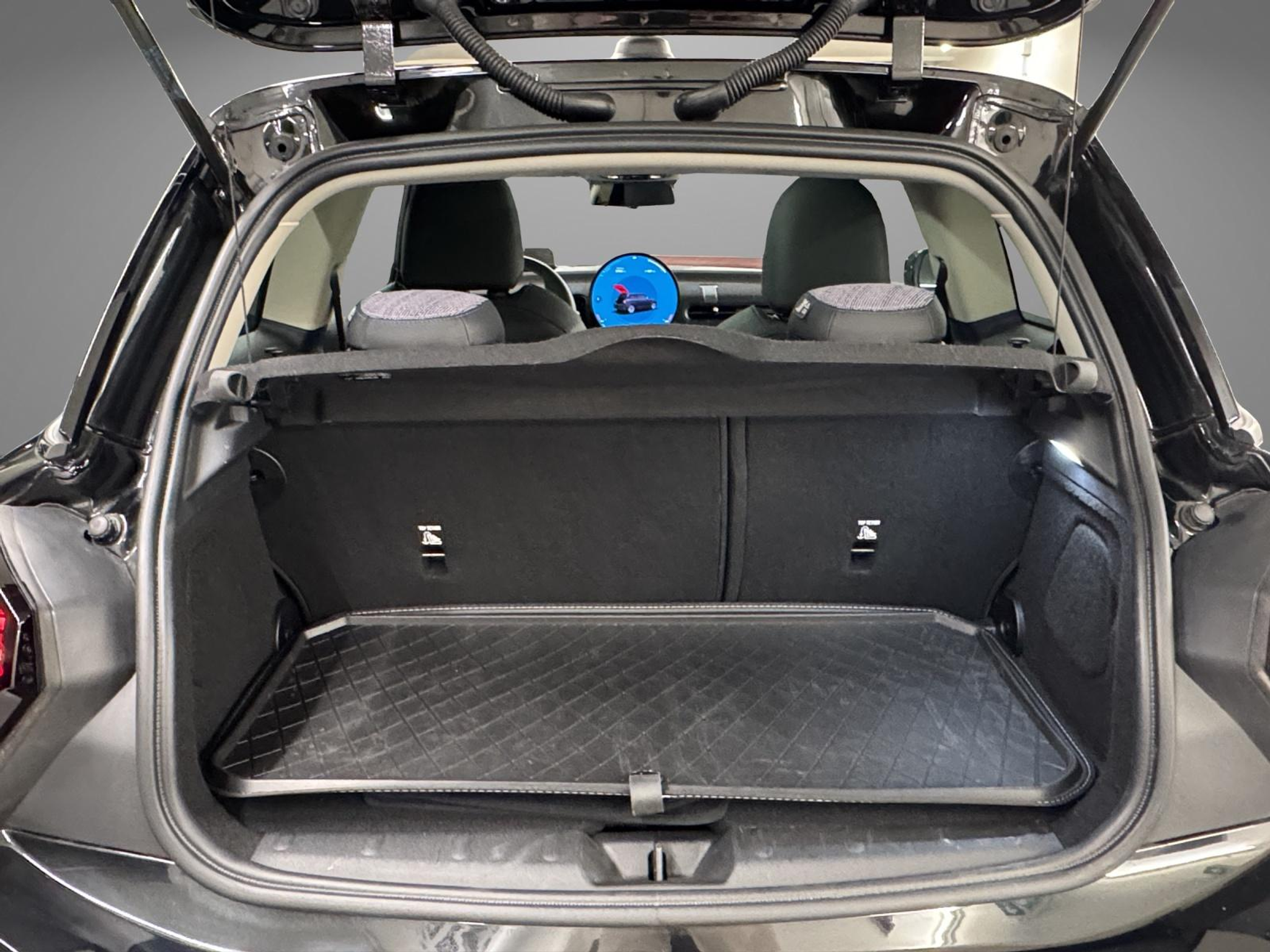 listing desktop thumbnail image 9