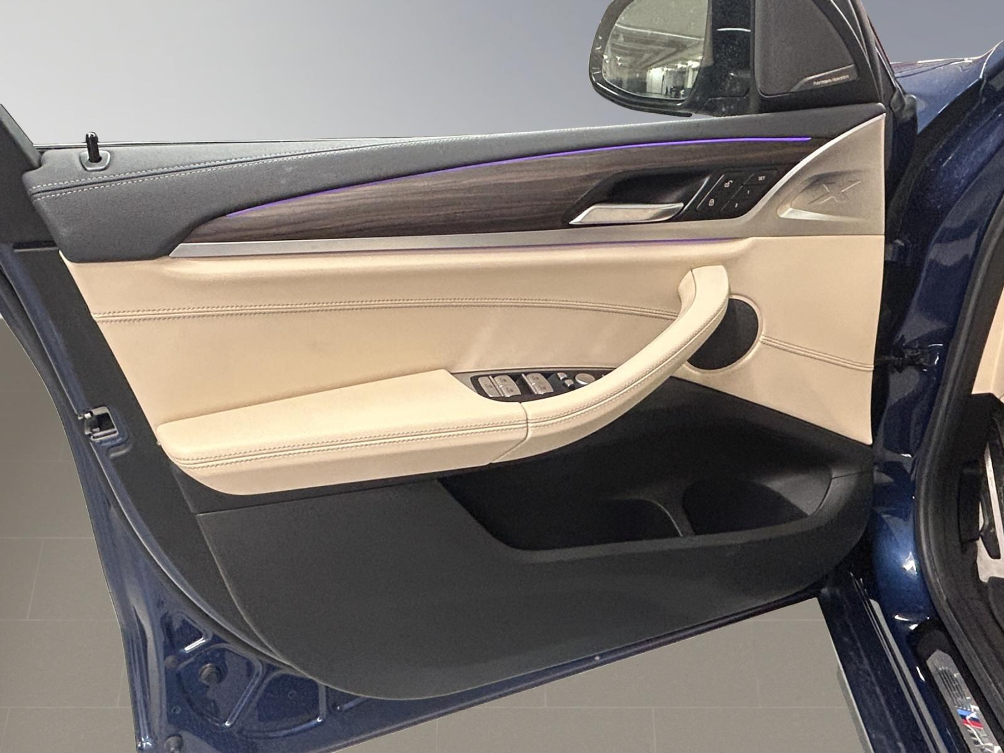 listing desktop thumbnail image 12