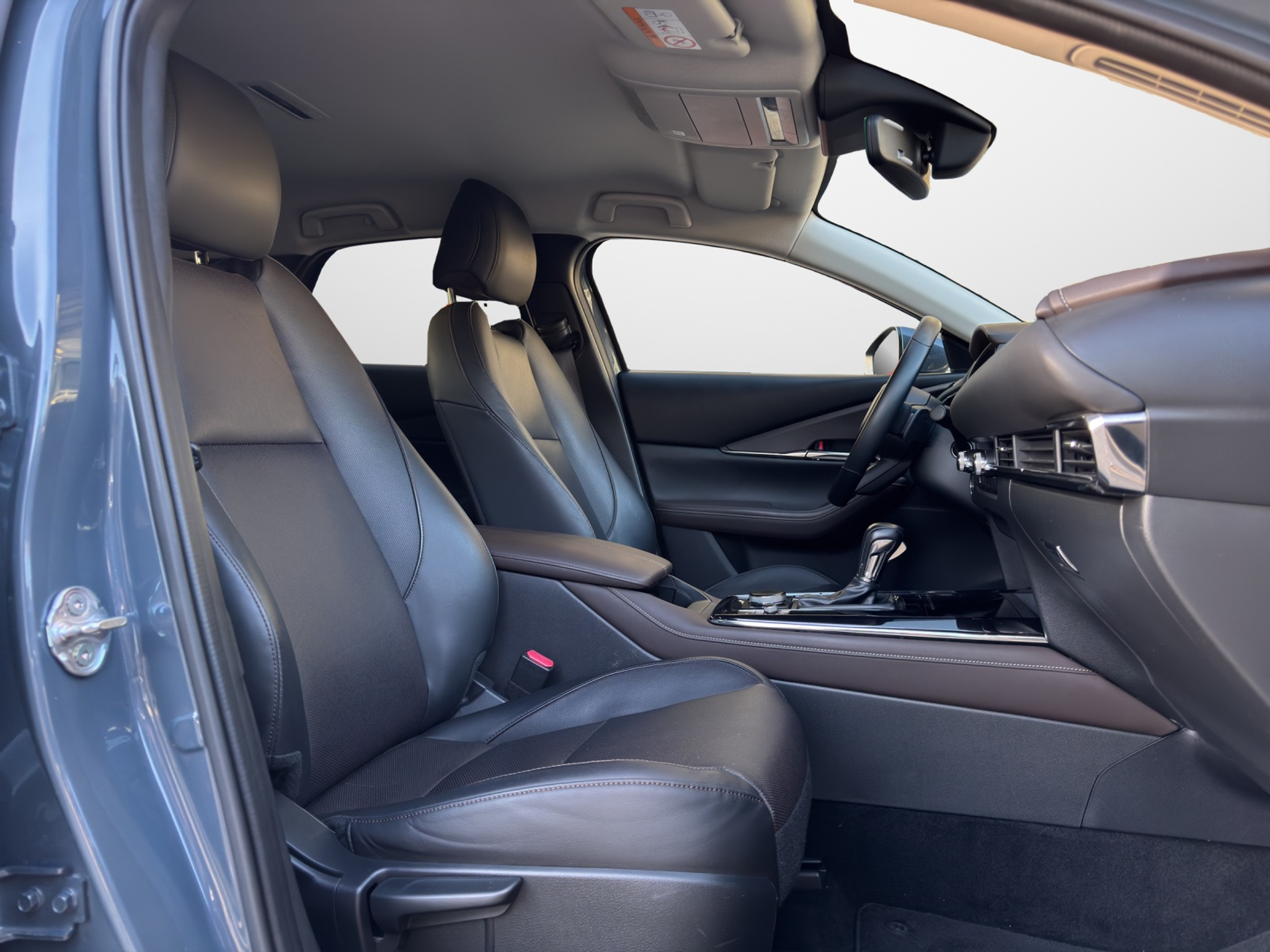 listing desktop thumbnail image 6