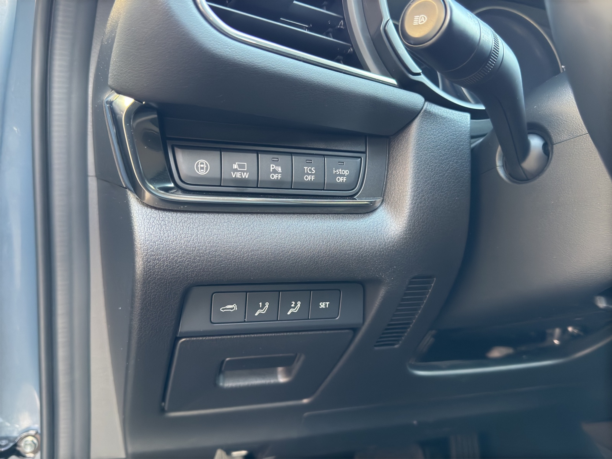 listing desktop thumbnail image 13